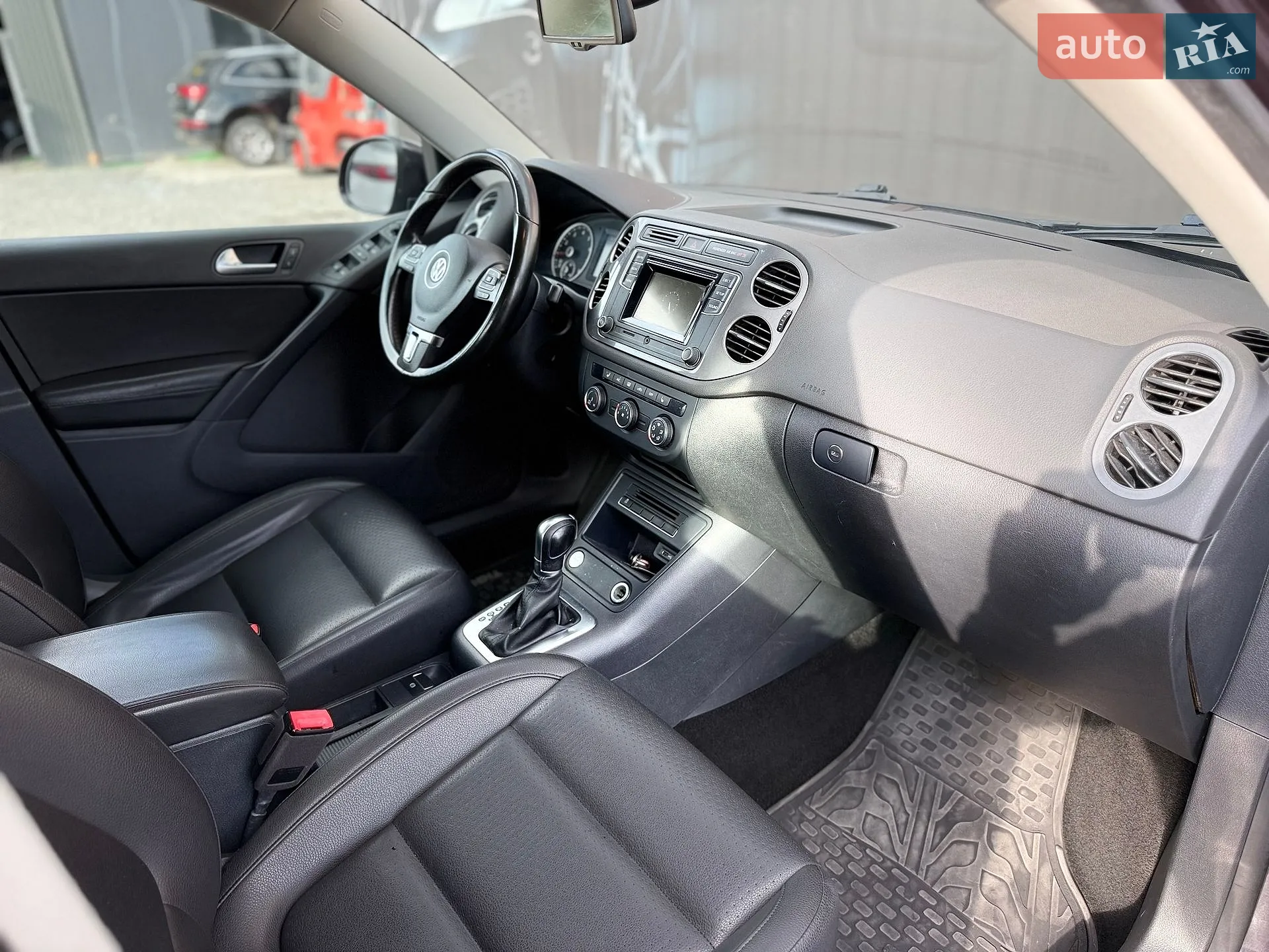 2016 Volkswagen Tiguan - мініатюра 45