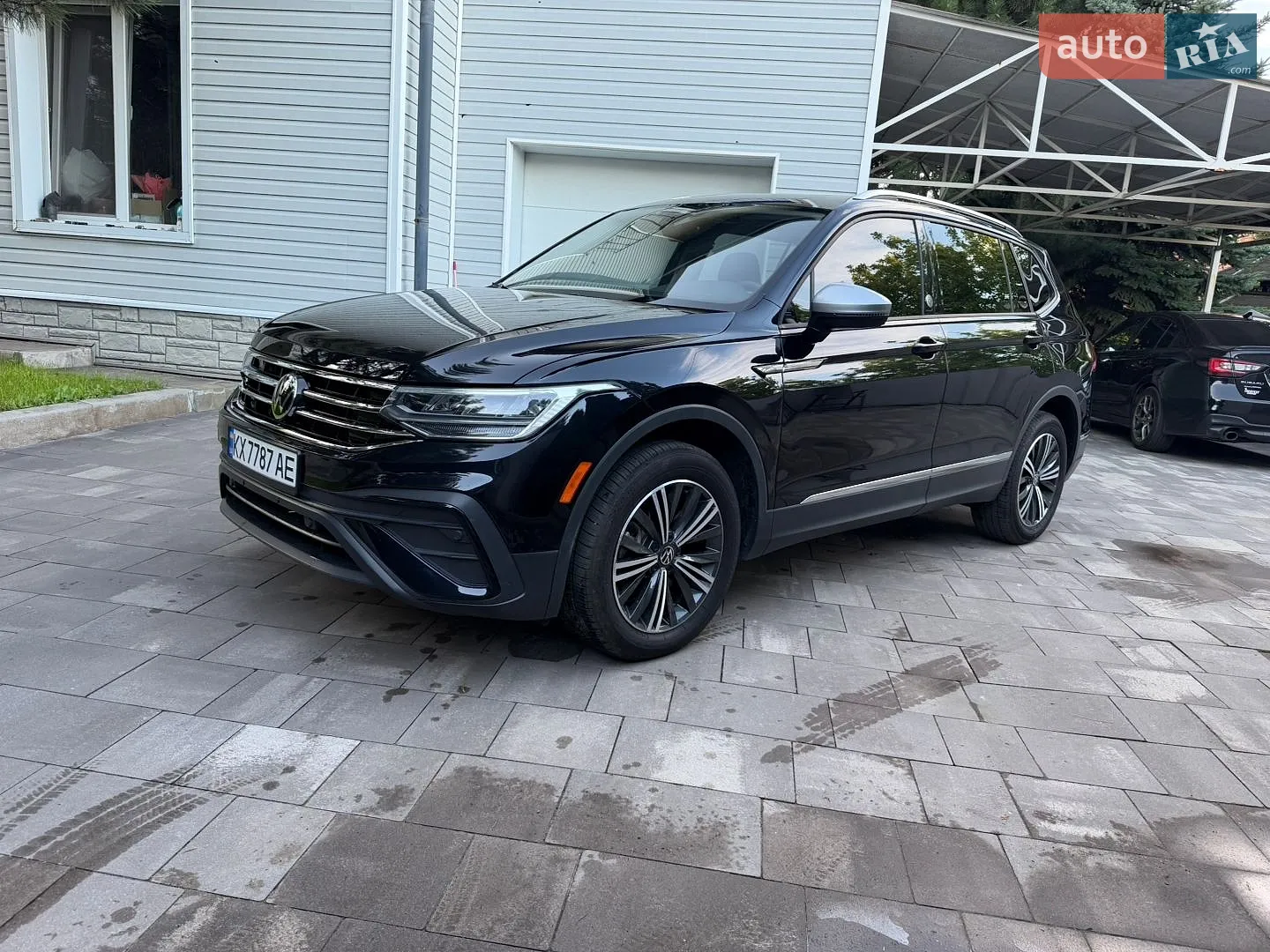2024 Volkswagen Tiguan - фото 1