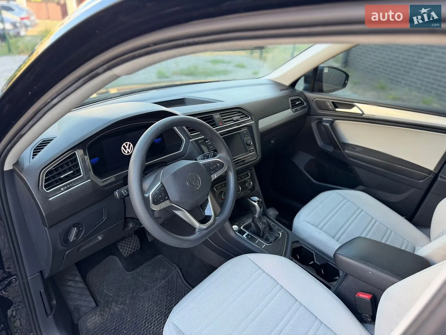 2022 Volkswagen Tiguan - мініатюра 10