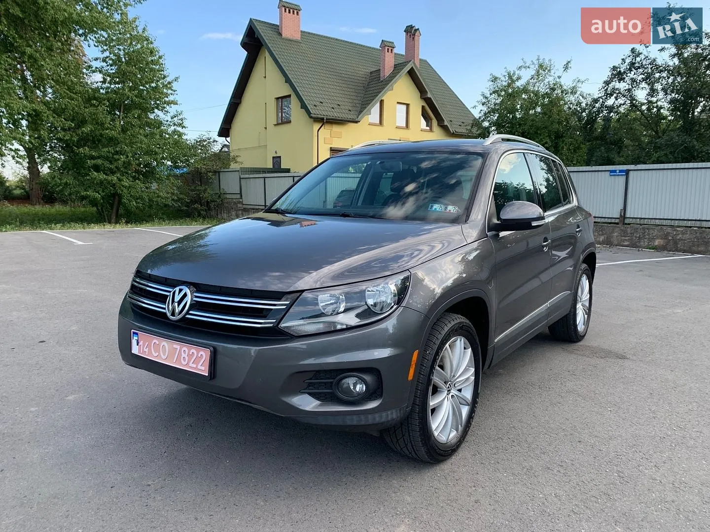 2011 Volkswagen Tiguan - фото 1