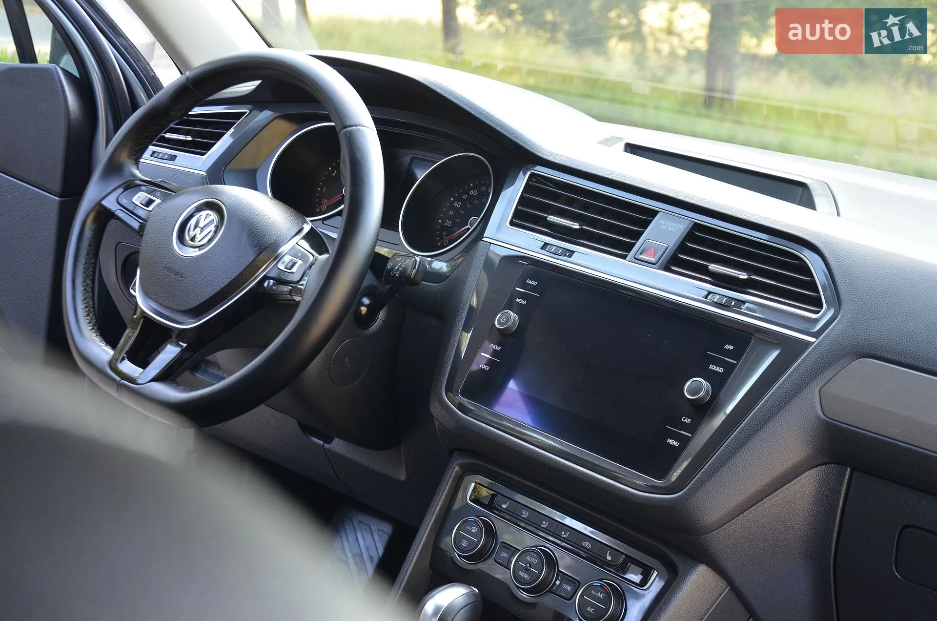 2018 Volkswagen Tiguan - мініатюра 57