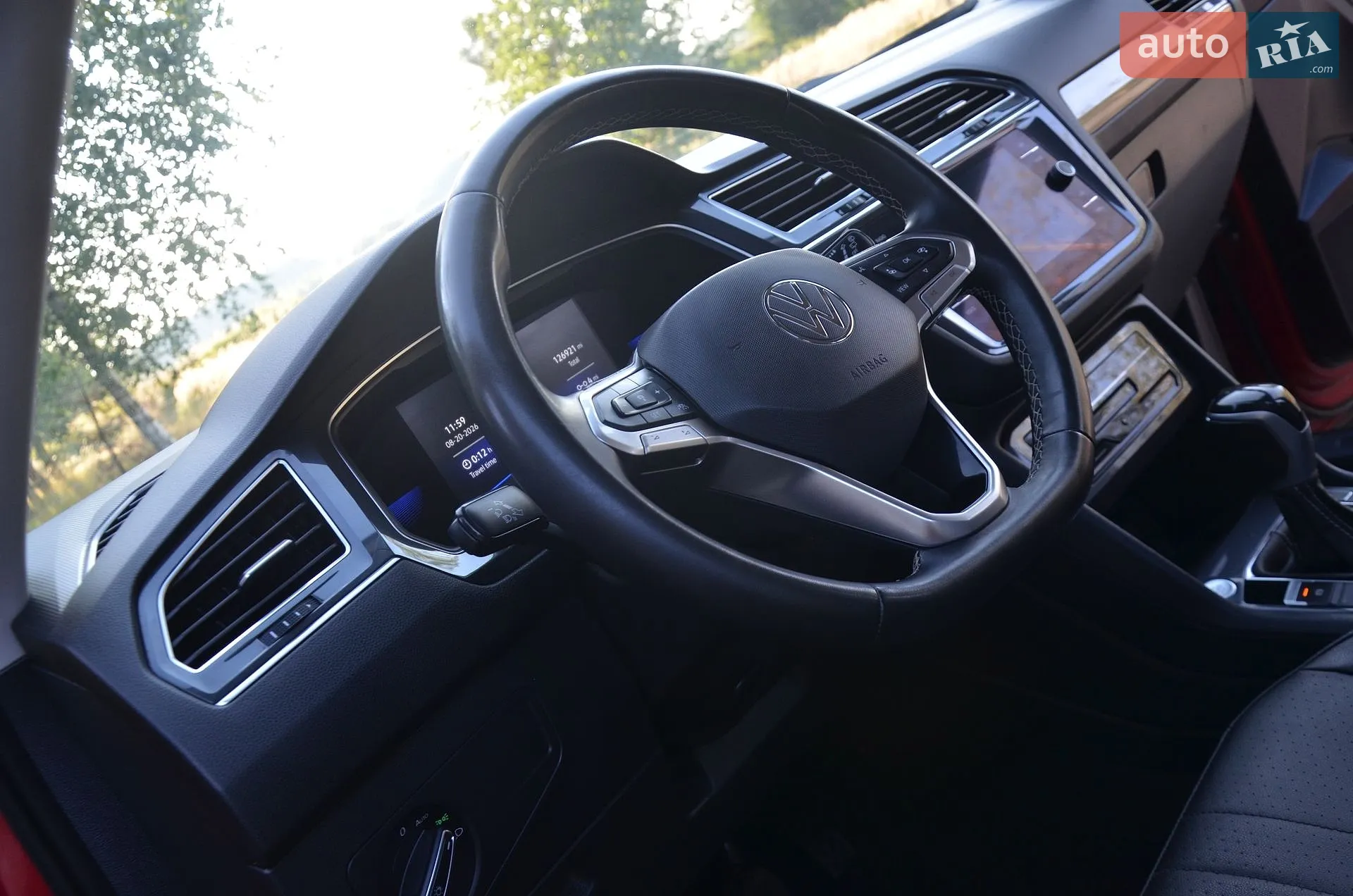 2022 Volkswagen Tiguan - мініатюра 36