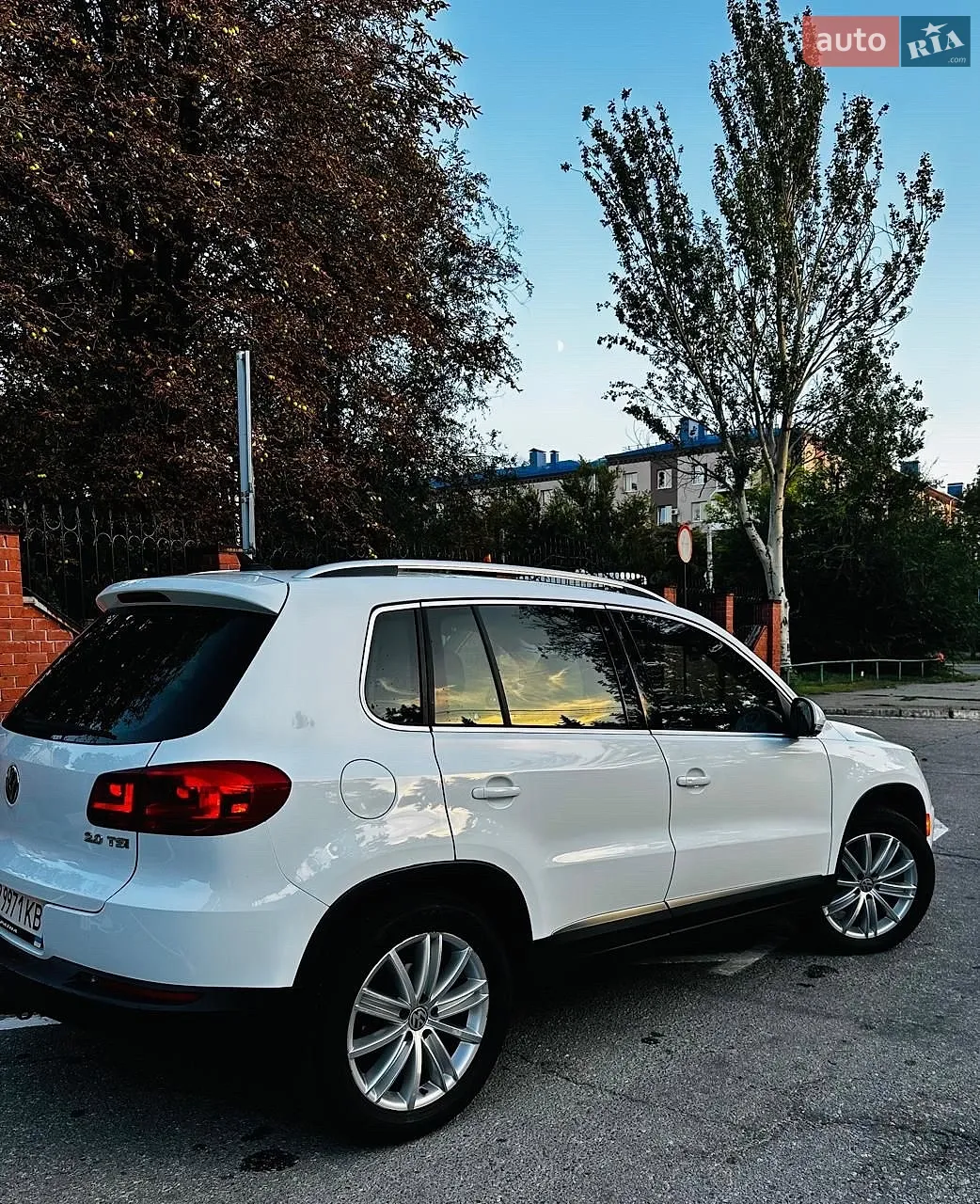 2014 Volkswagen Tiguan - фото 1