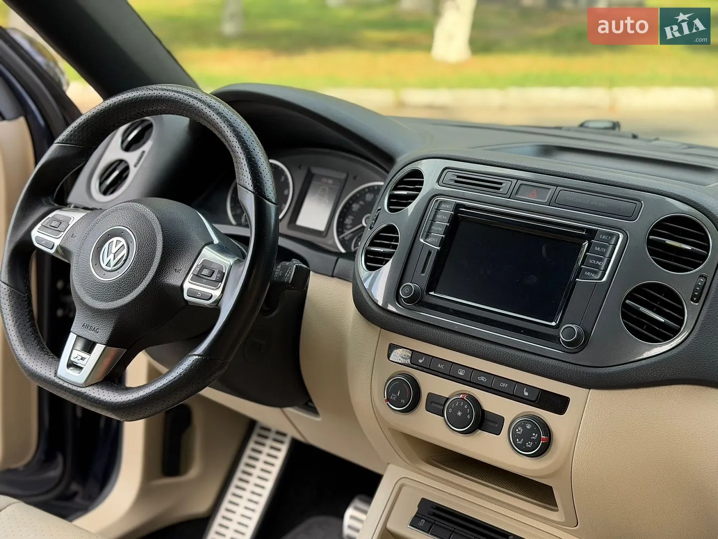 2015 Volkswagen Tiguan - мініатюра 17