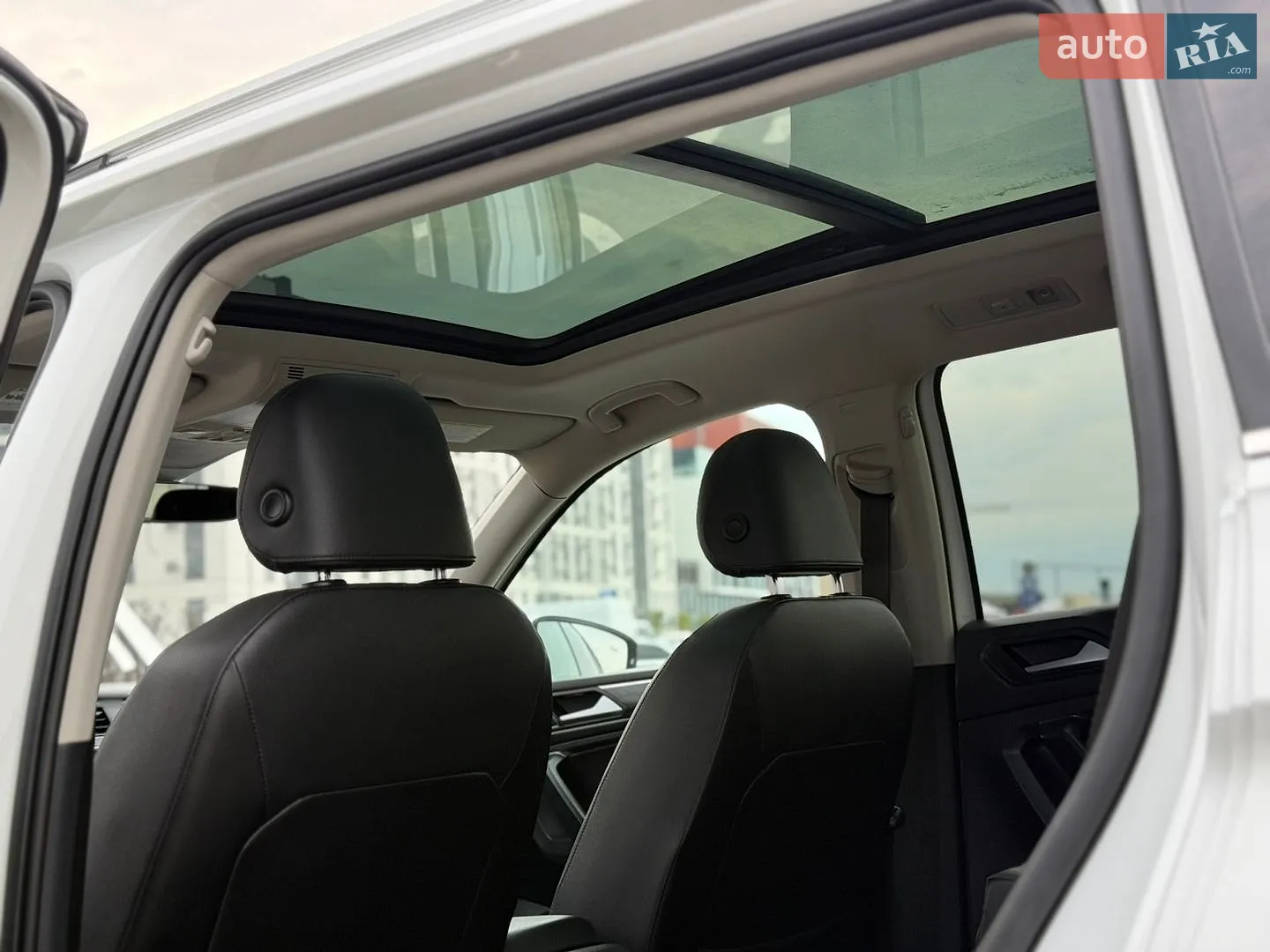 2020 Volkswagen Tiguan - мініатюра 28
