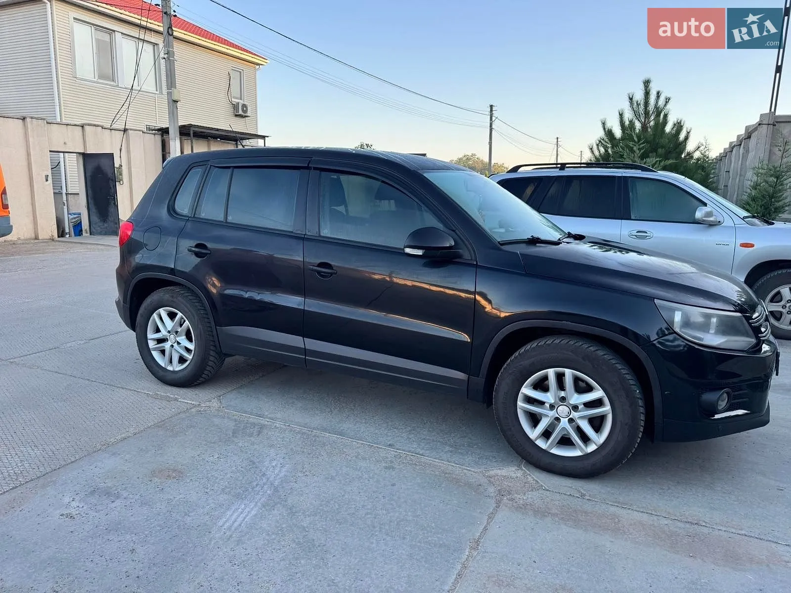 2011 Volkswagen Tiguan - мініатюра 2