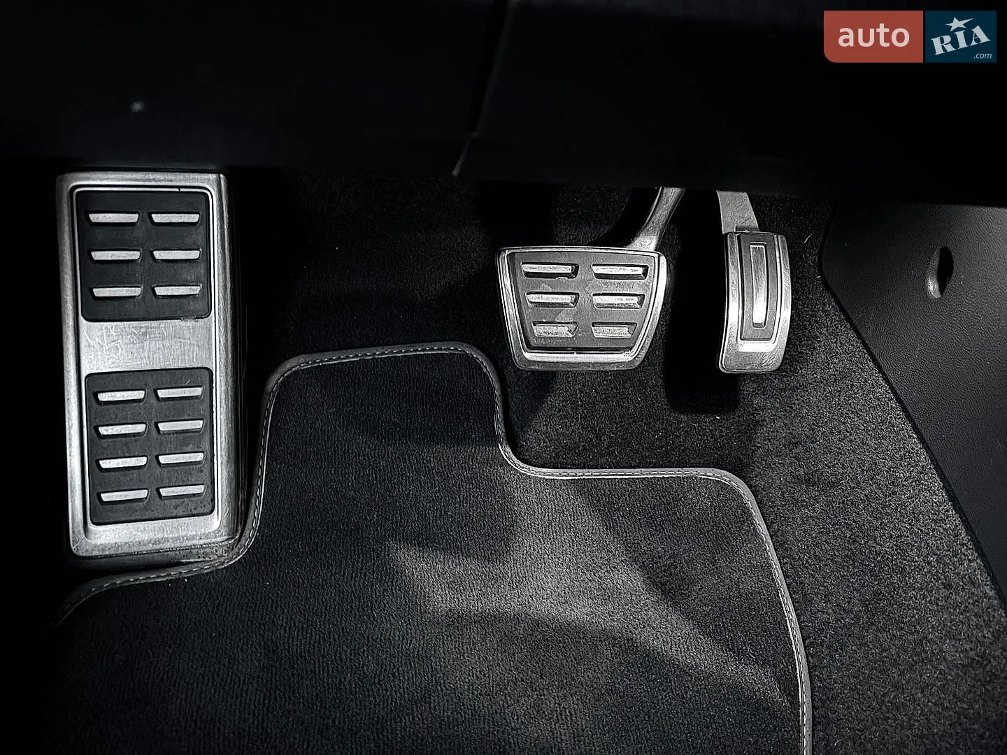 2021 Volkswagen Tiguan - мініатюра 34