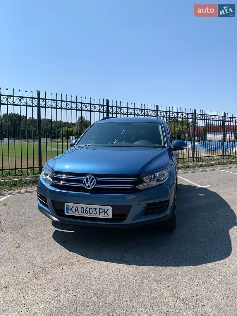 2016 Volkswagen Tiguan - фото 1
