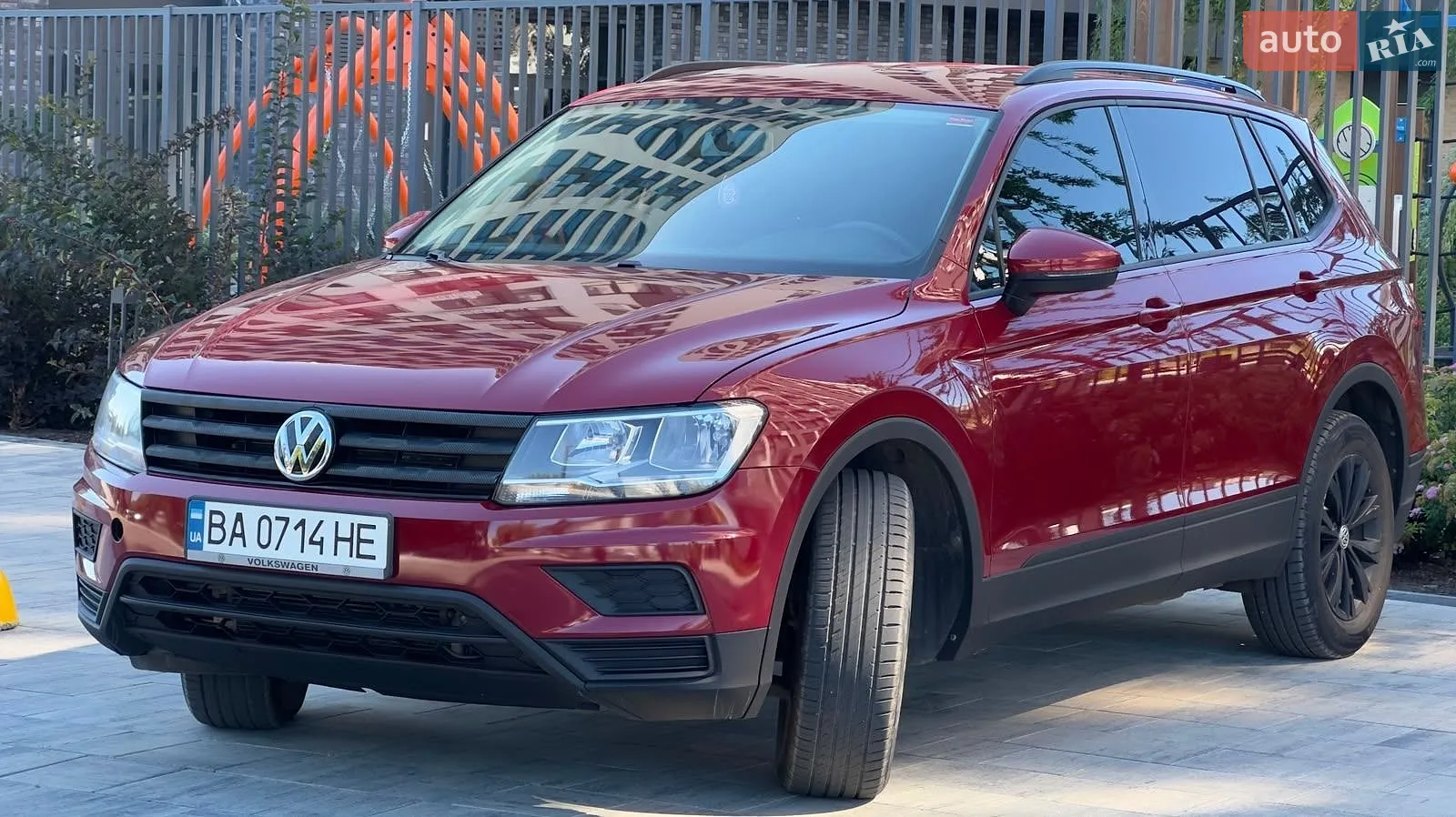 2017 Volkswagen Tiguan - мініатюра 4