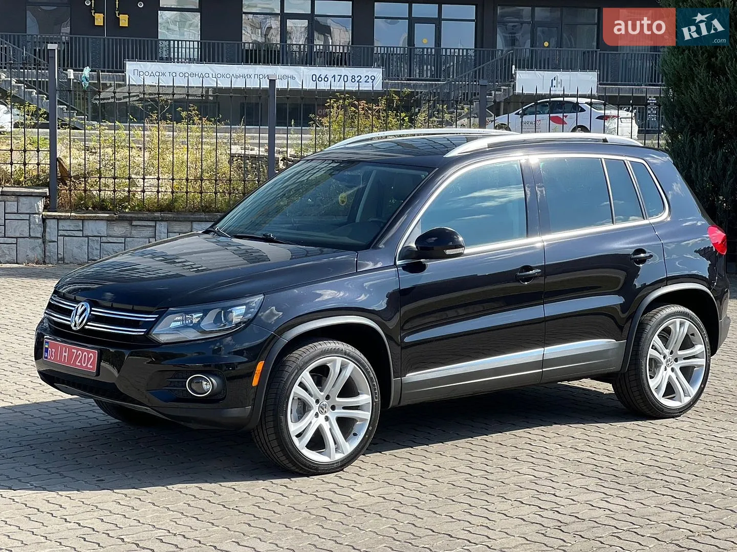 2016 Volkswagen Tiguan - мініатюра 2