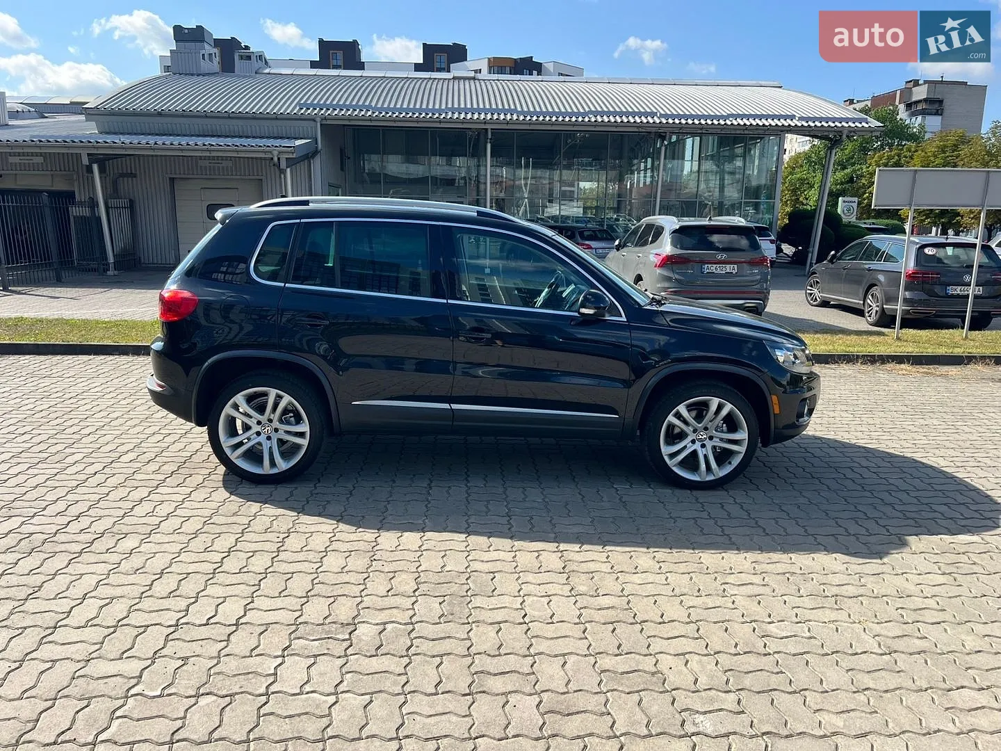 2016 Volkswagen Tiguan - мініатюра 6