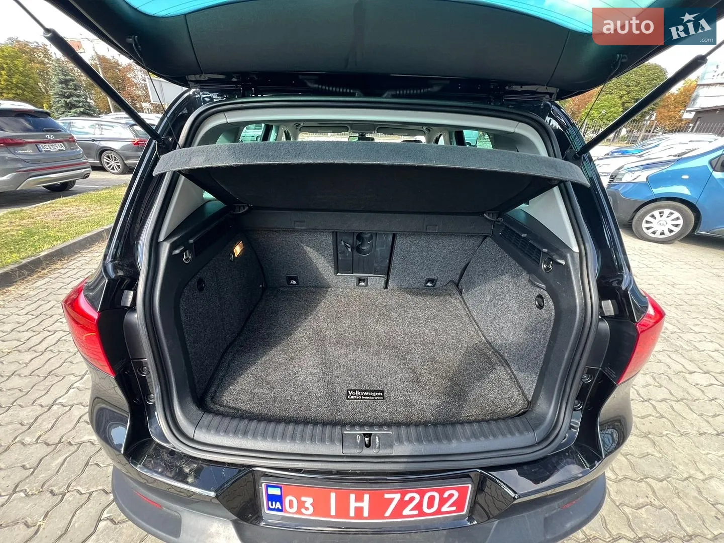 2016 Volkswagen Tiguan - мініатюра 16