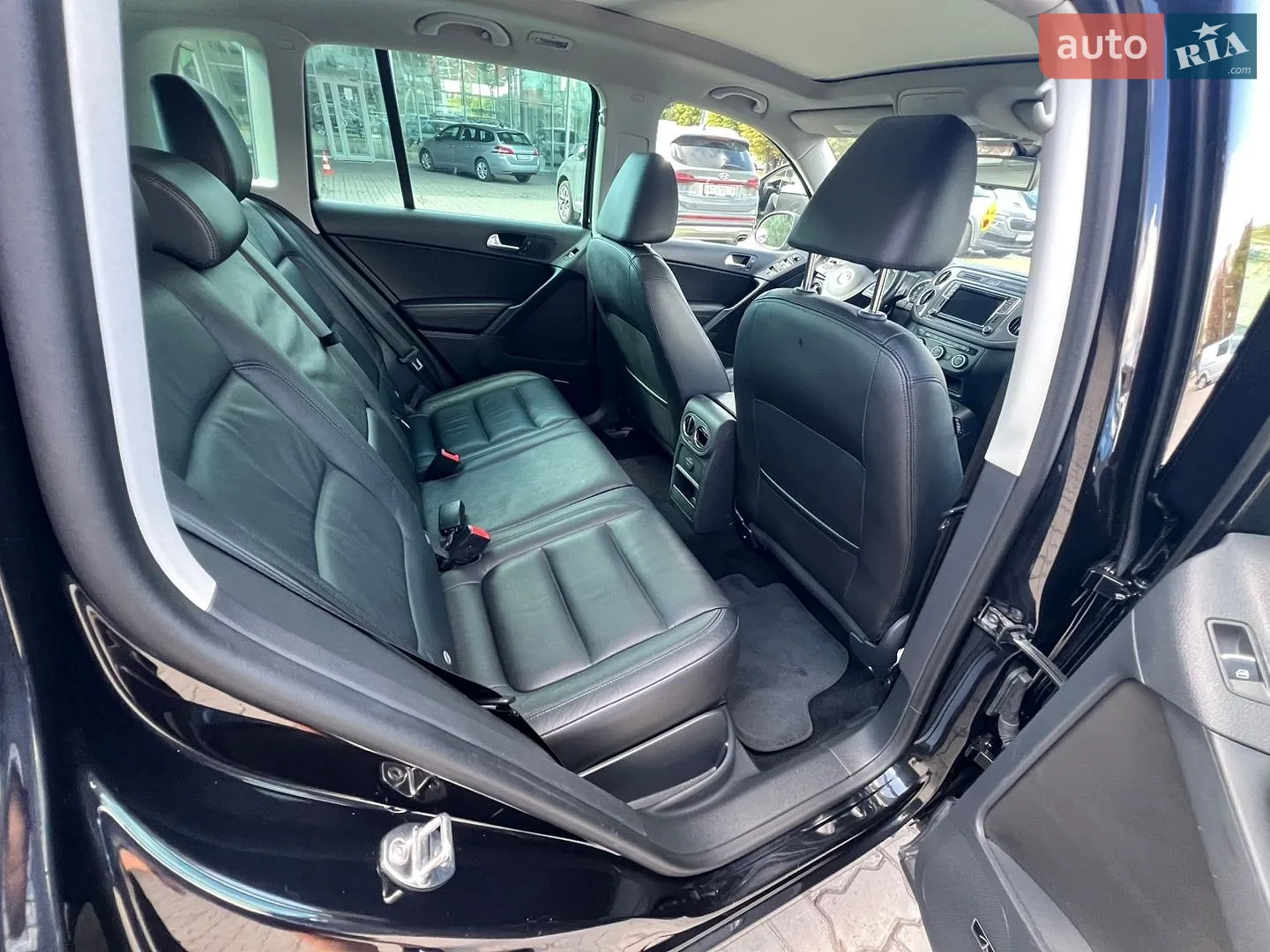2016 Volkswagen Tiguan - мініатюра 22
