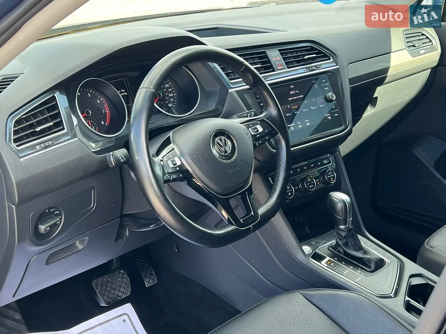 2019 Volkswagen Tiguan - мініатюра 15