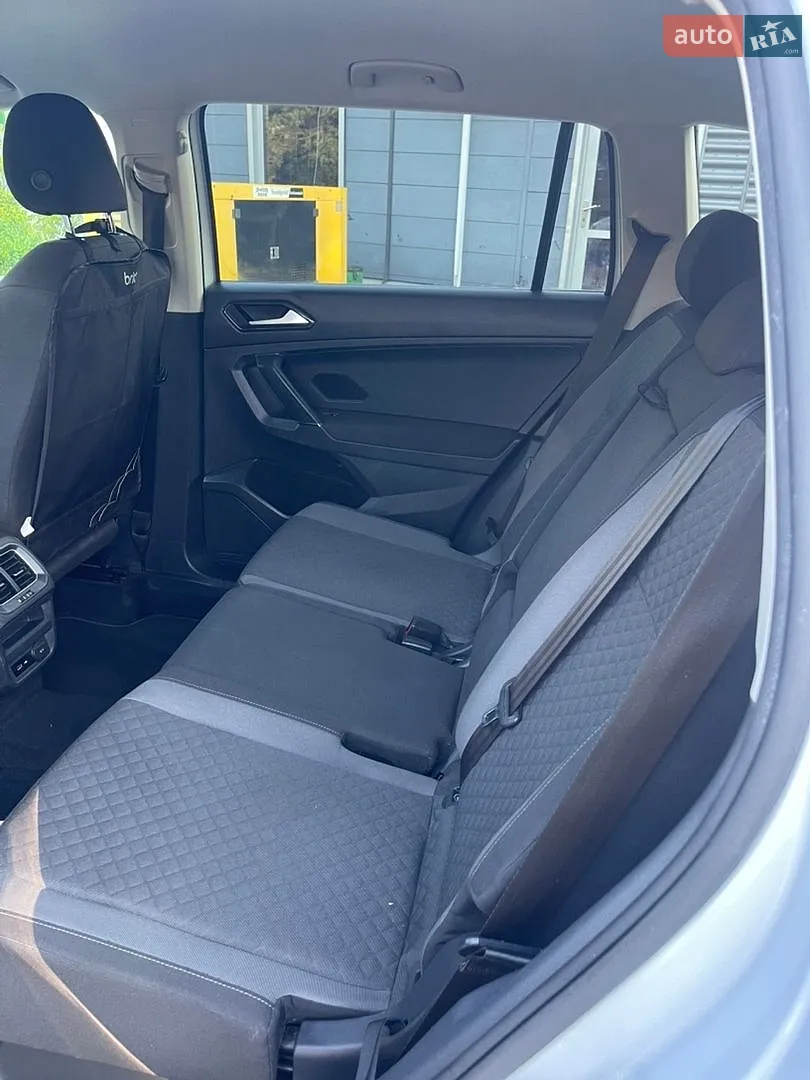 2018 Volkswagen Tiguan - мініатюра 20