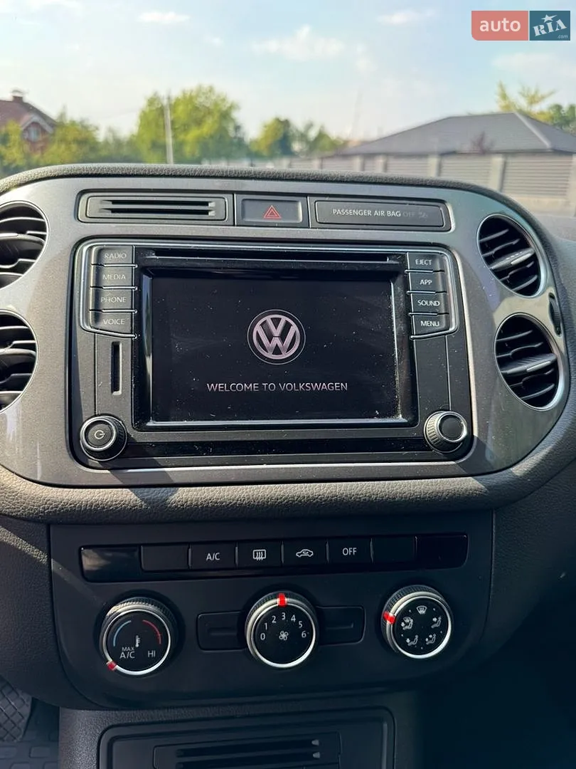 2017 Volkswagen Tiguan - мініатюра 20