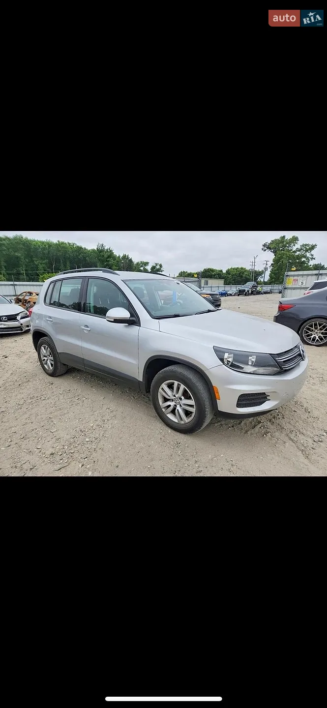 2016 Volkswagen Tiguan - мініатюра 4