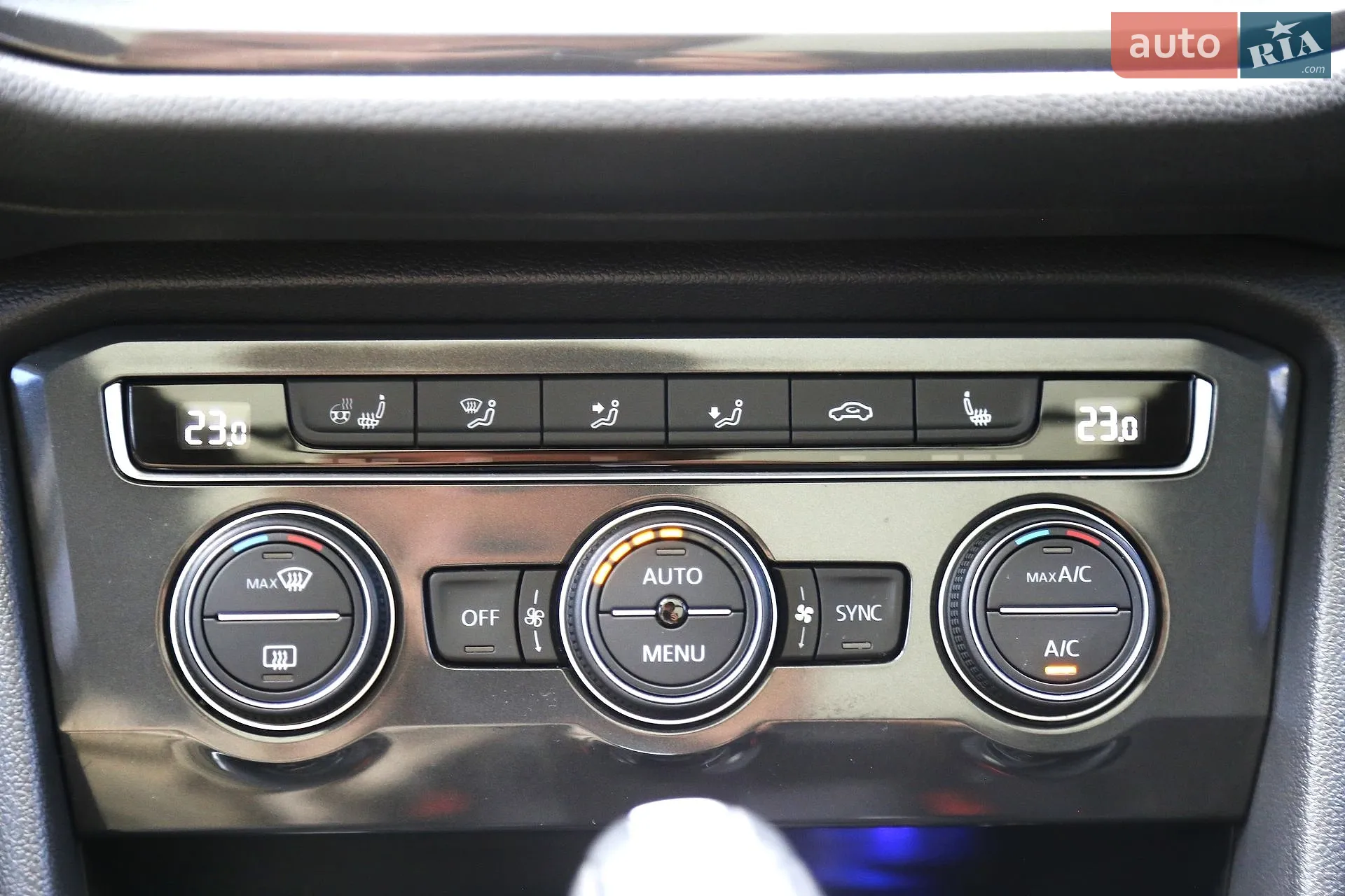 2019 Volkswagen Tiguan - мініатюра 19