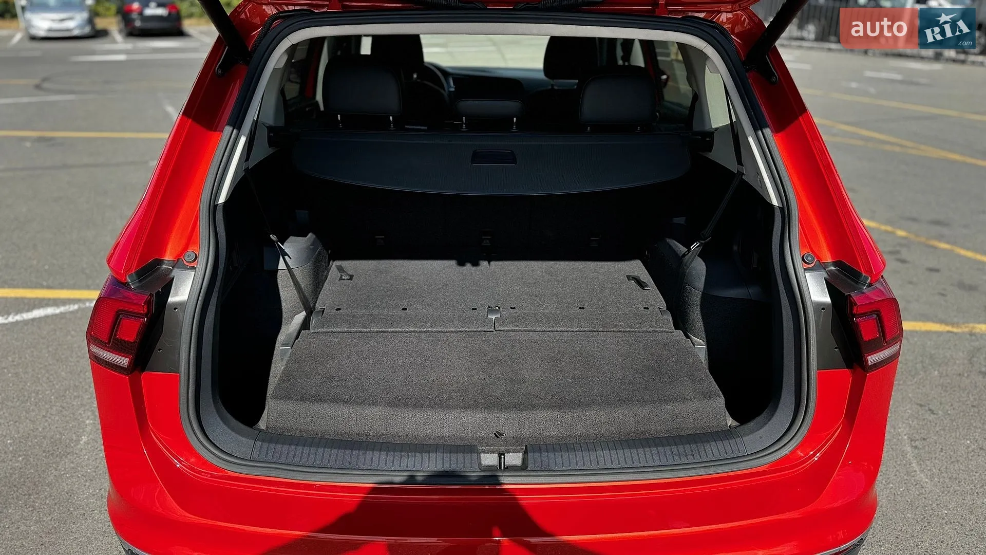 2018 Volkswagen Tiguan - мініатюра 39