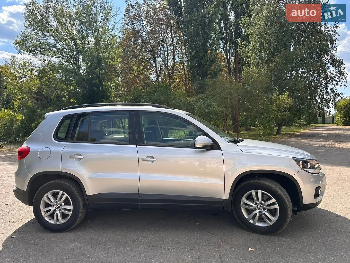 2011 Volkswagen Tiguan - мініатюра 8