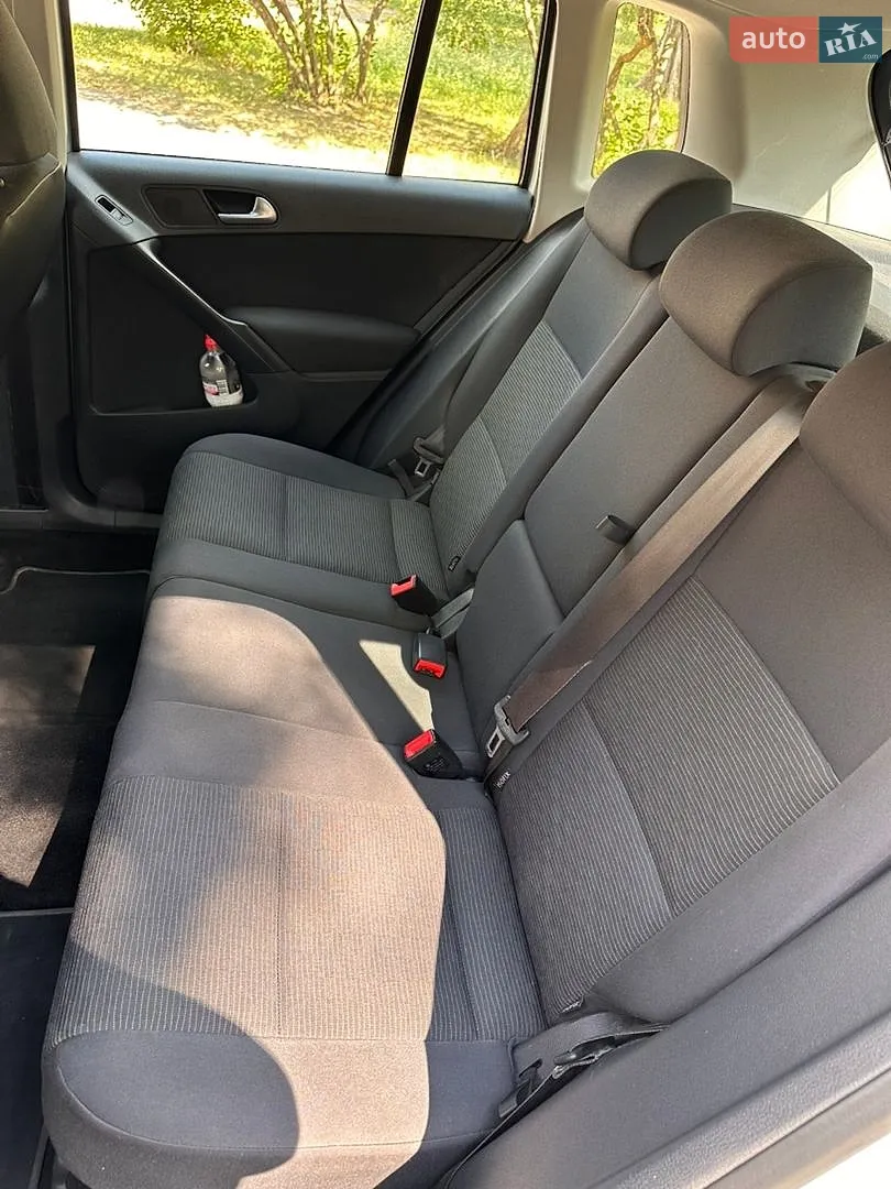 2011 Volkswagen Tiguan - мініатюра 28
