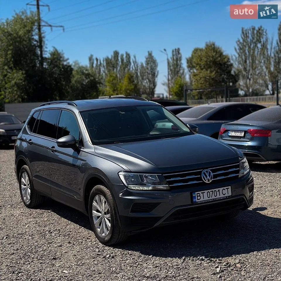 2016 Volkswagen Tiguan - мініатюра 12
