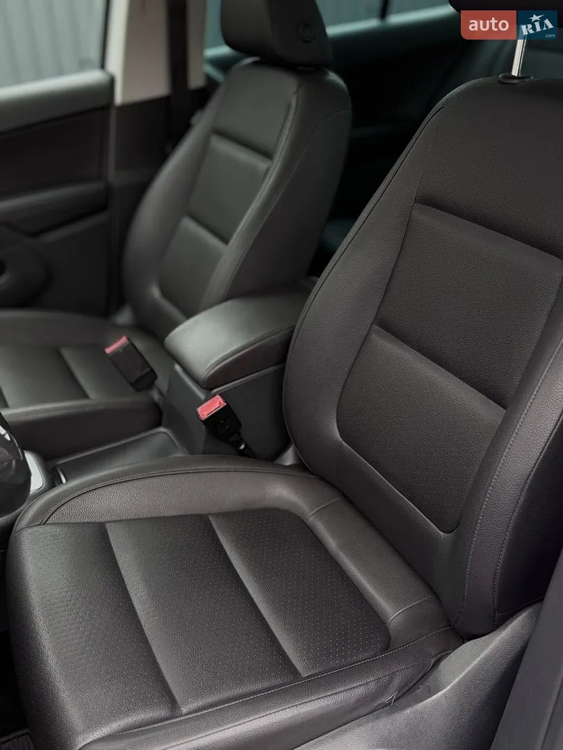 2016 Volkswagen Tiguan - мініатюра 18