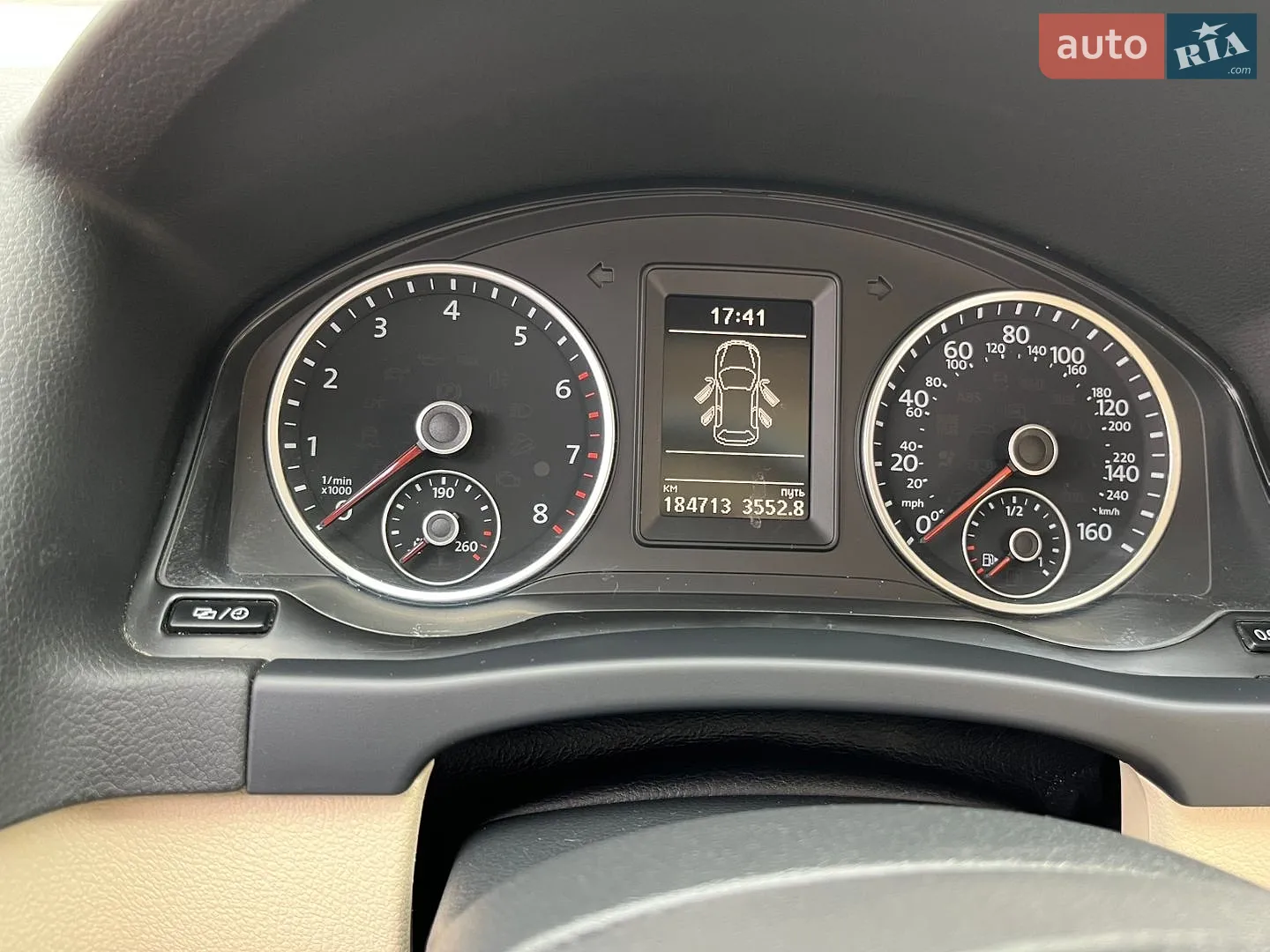 2017 Volkswagen Tiguan - мініатюра 28