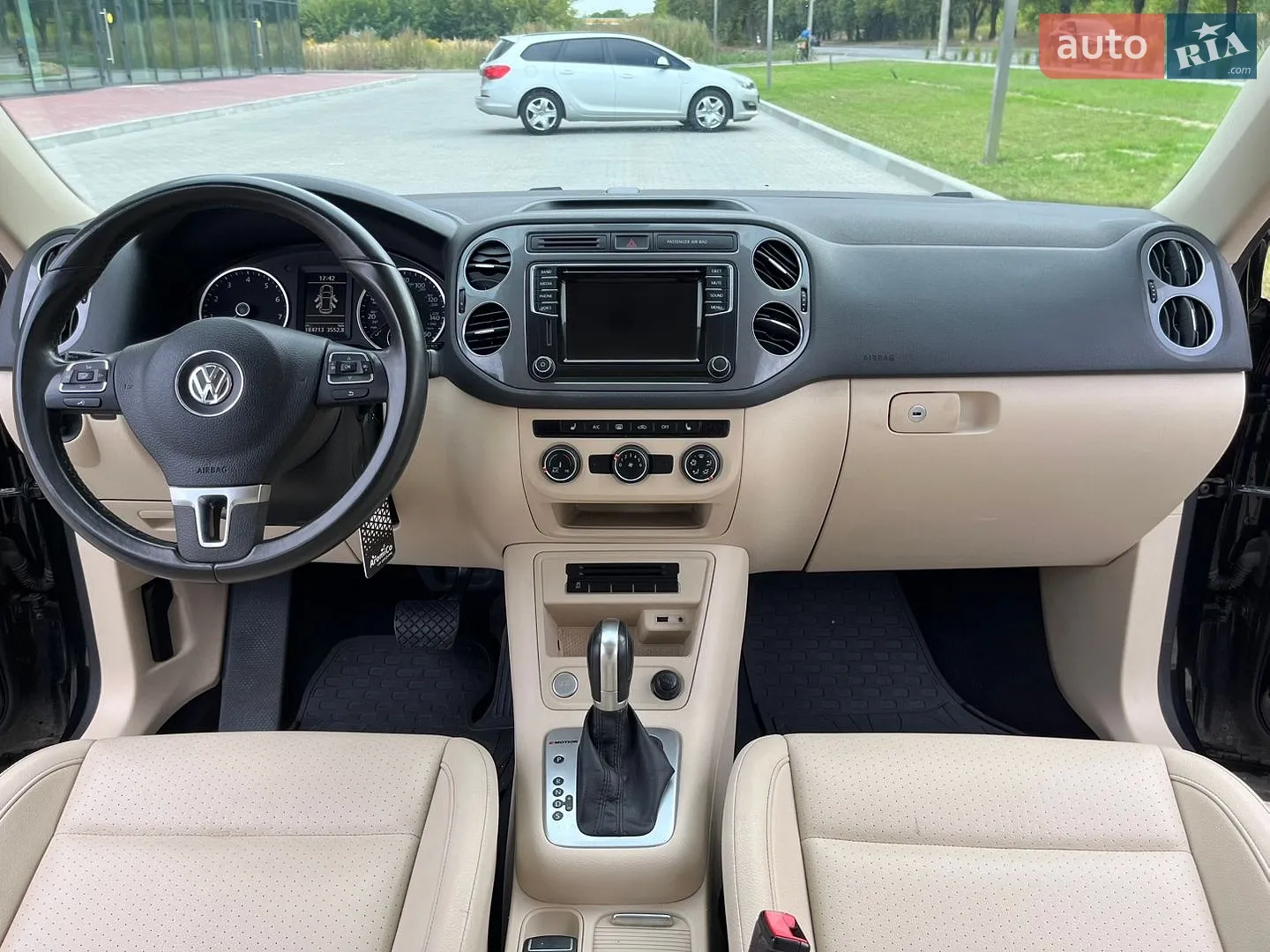 2017 Volkswagen Tiguan - мініатюра 34