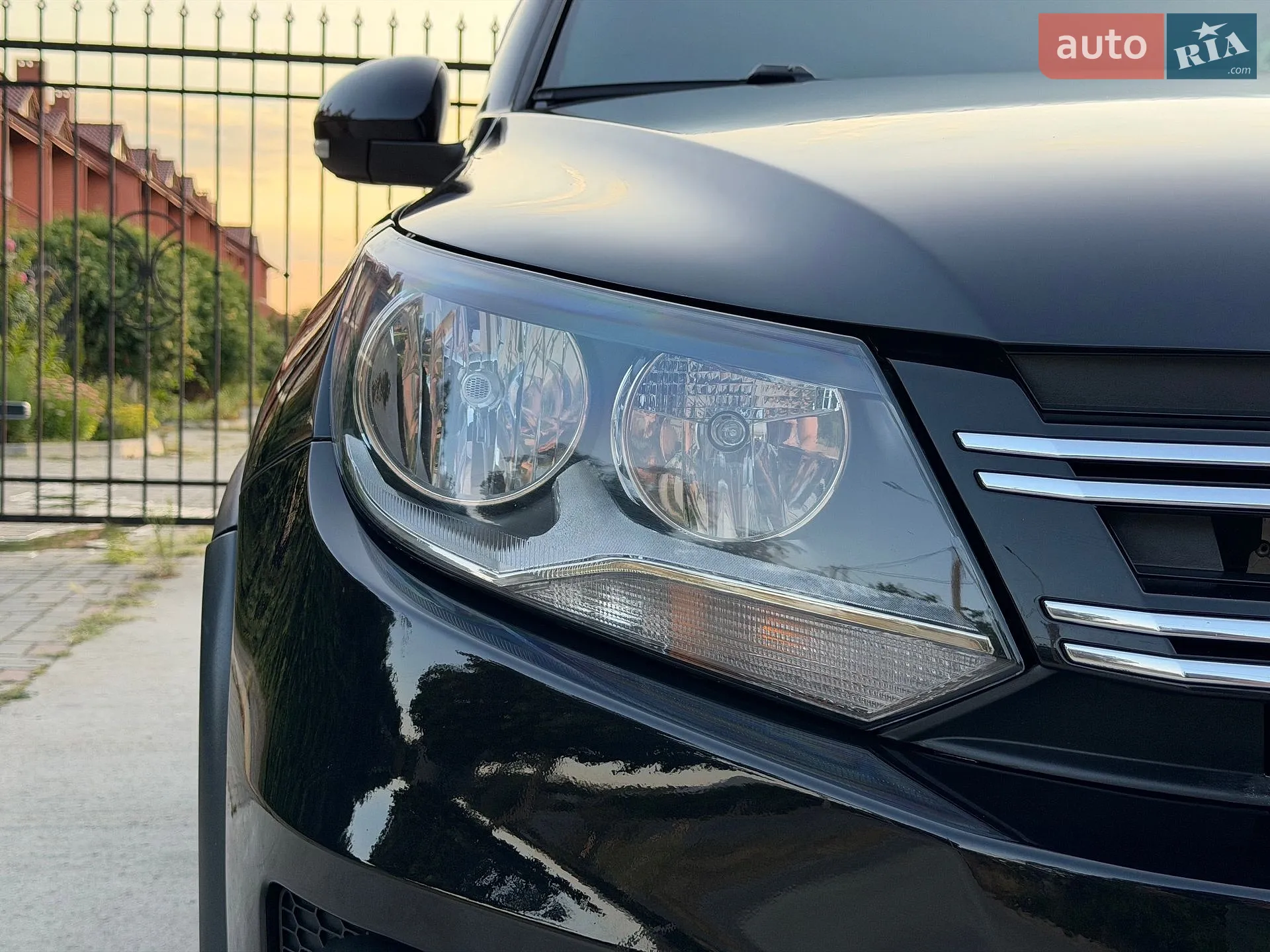 2015 Volkswagen Tiguan - мініатюра 16