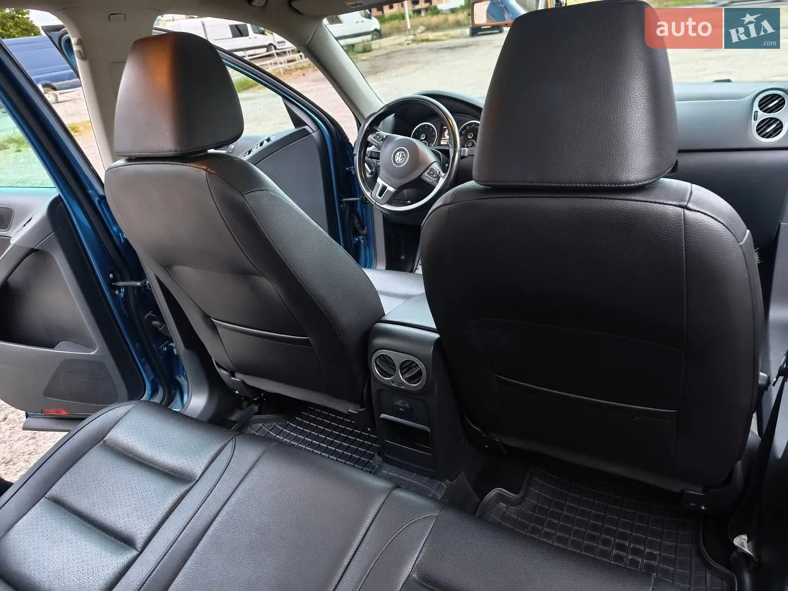 2016 Volkswagen Tiguan - мініатюра 24