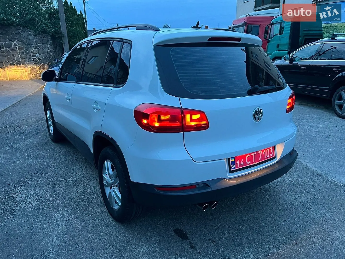 2016 Volkswagen Tiguan - мініатюра 13