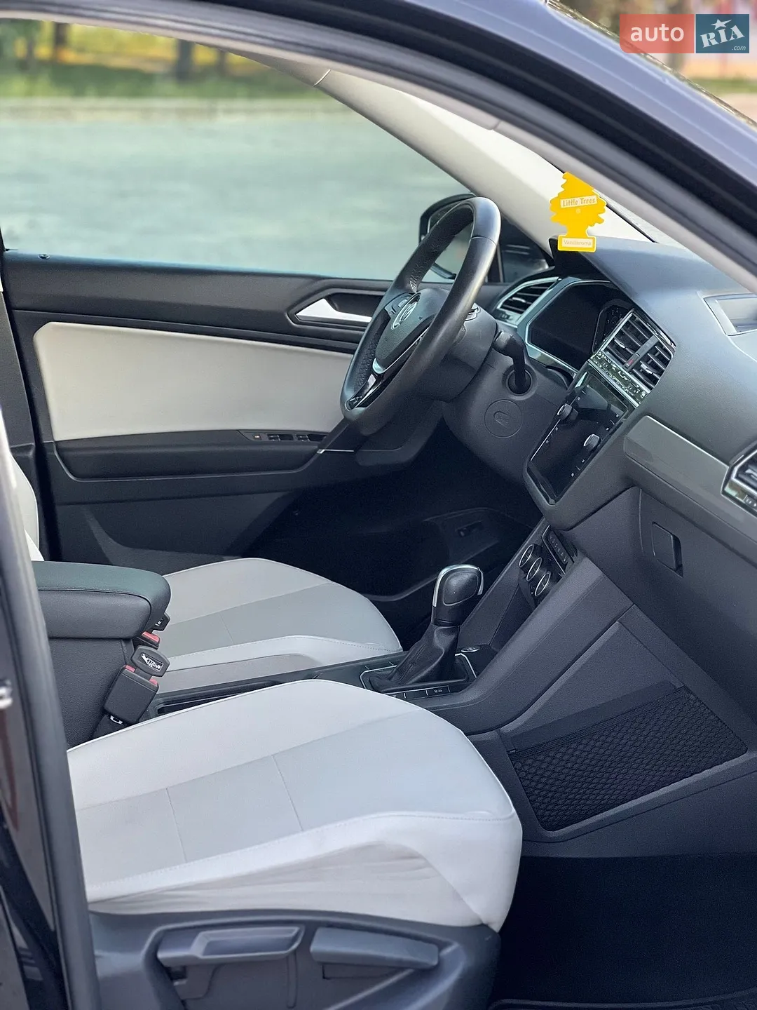2020 Volkswagen Tiguan - мініатюра 5
