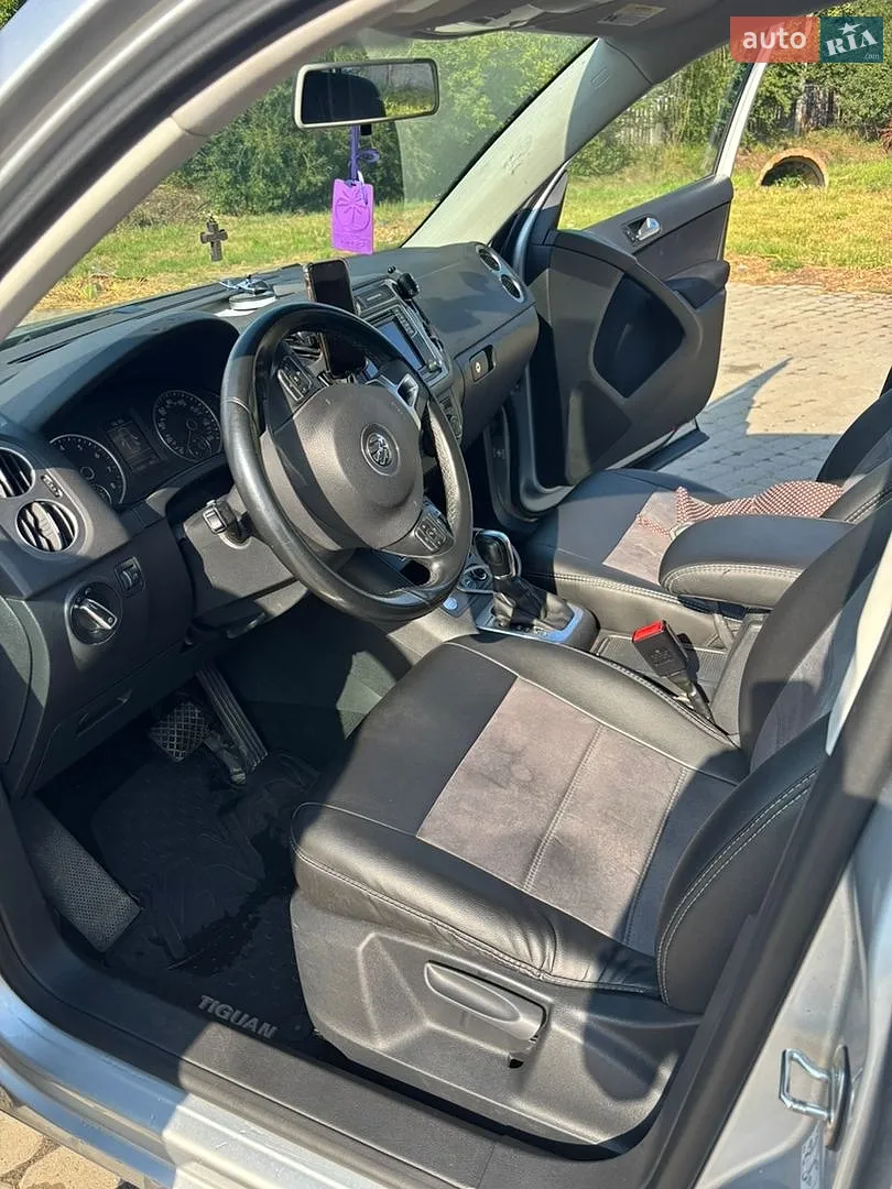 2017 Volkswagen Tiguan - мініатюра 9