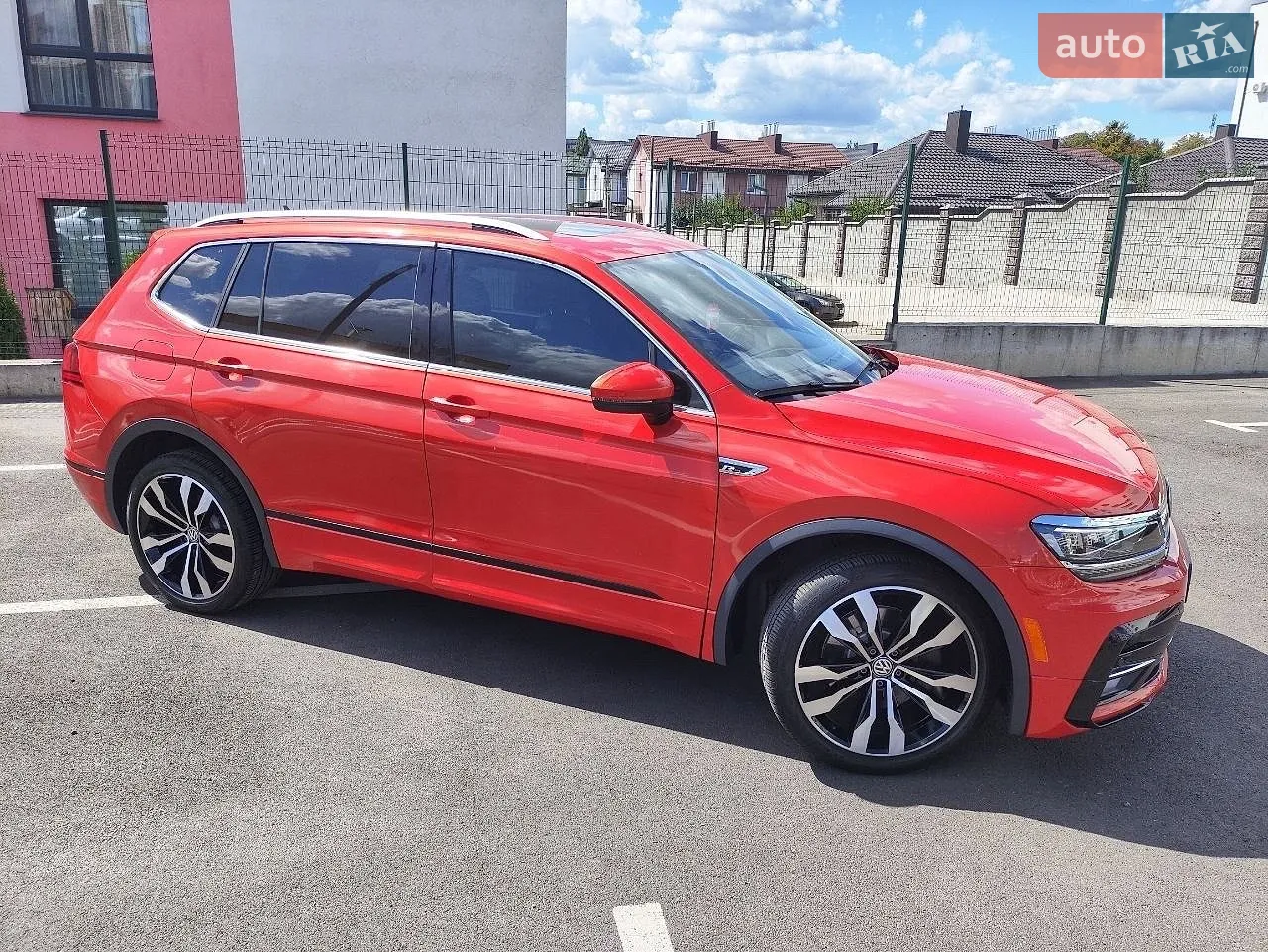 2018 Volkswagen Tiguan - мініатюра 10