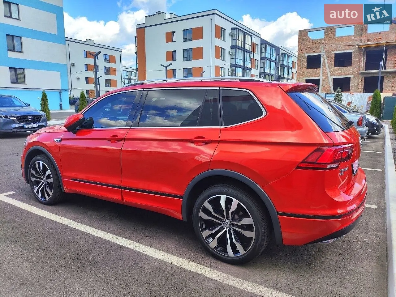 2018 Volkswagen Tiguan - мініатюра 14