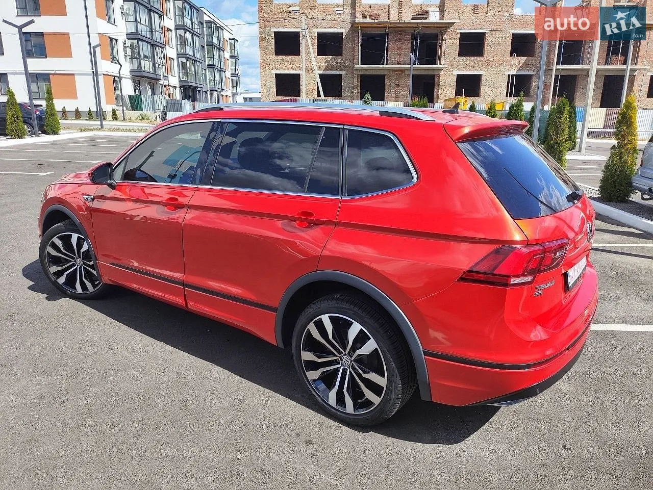 2018 Volkswagen Tiguan - мініатюра 13