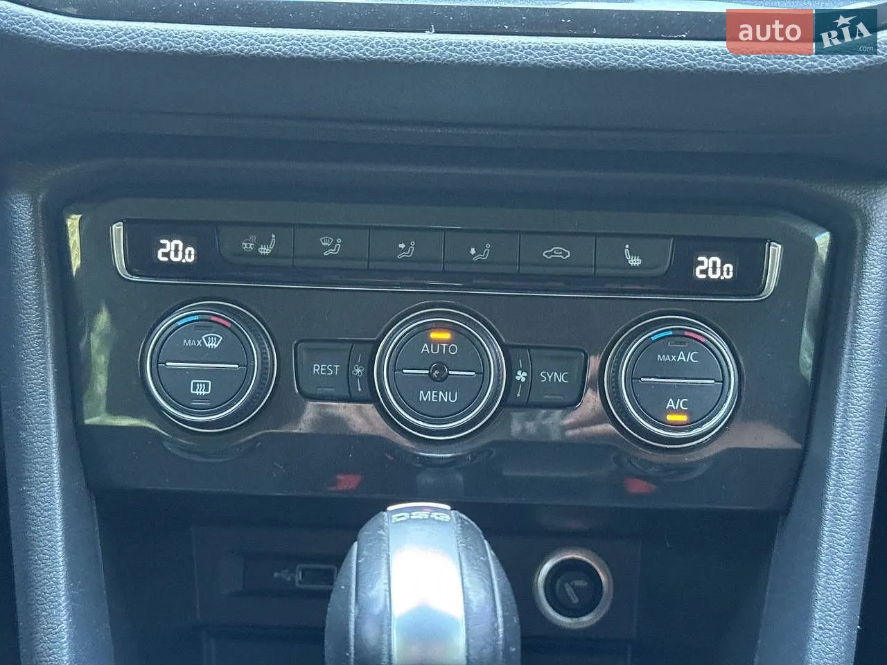 2018 Volkswagen Tiguan - мініатюра 37