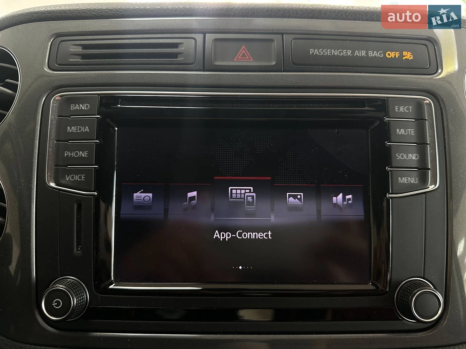 2016 Volkswagen Tiguan - мініатюра 34