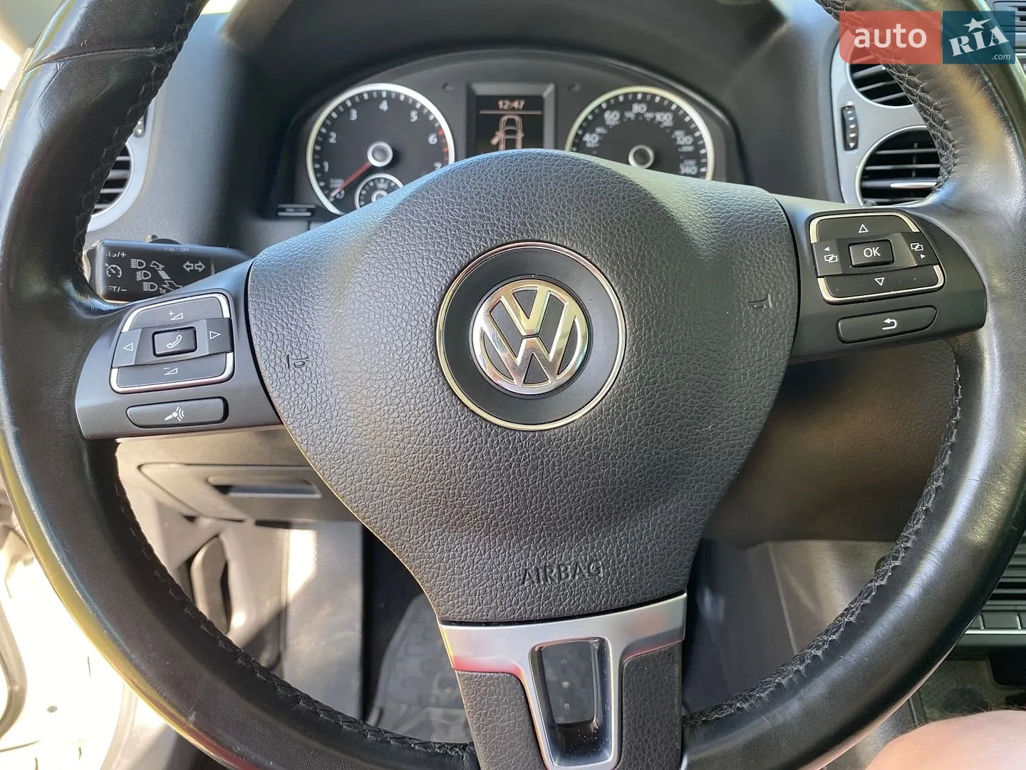 2016 Volkswagen Tiguan - мініатюра 18
