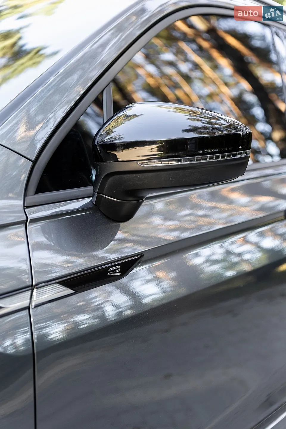 2022 Volkswagen Tiguan - мініатюра 12