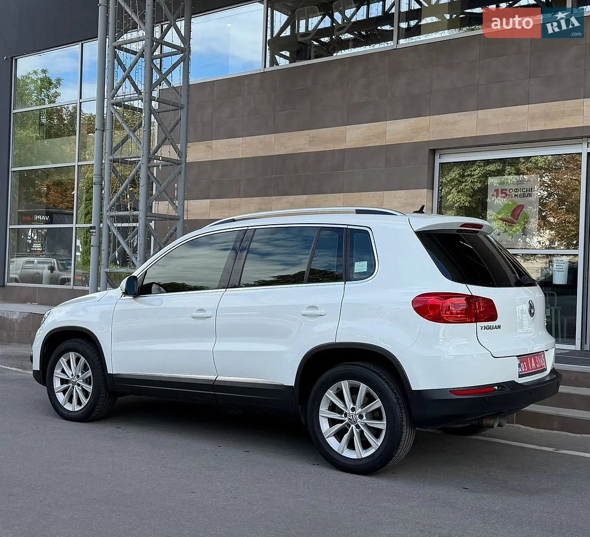 2015 Volkswagen Tiguan - мініатюра 10