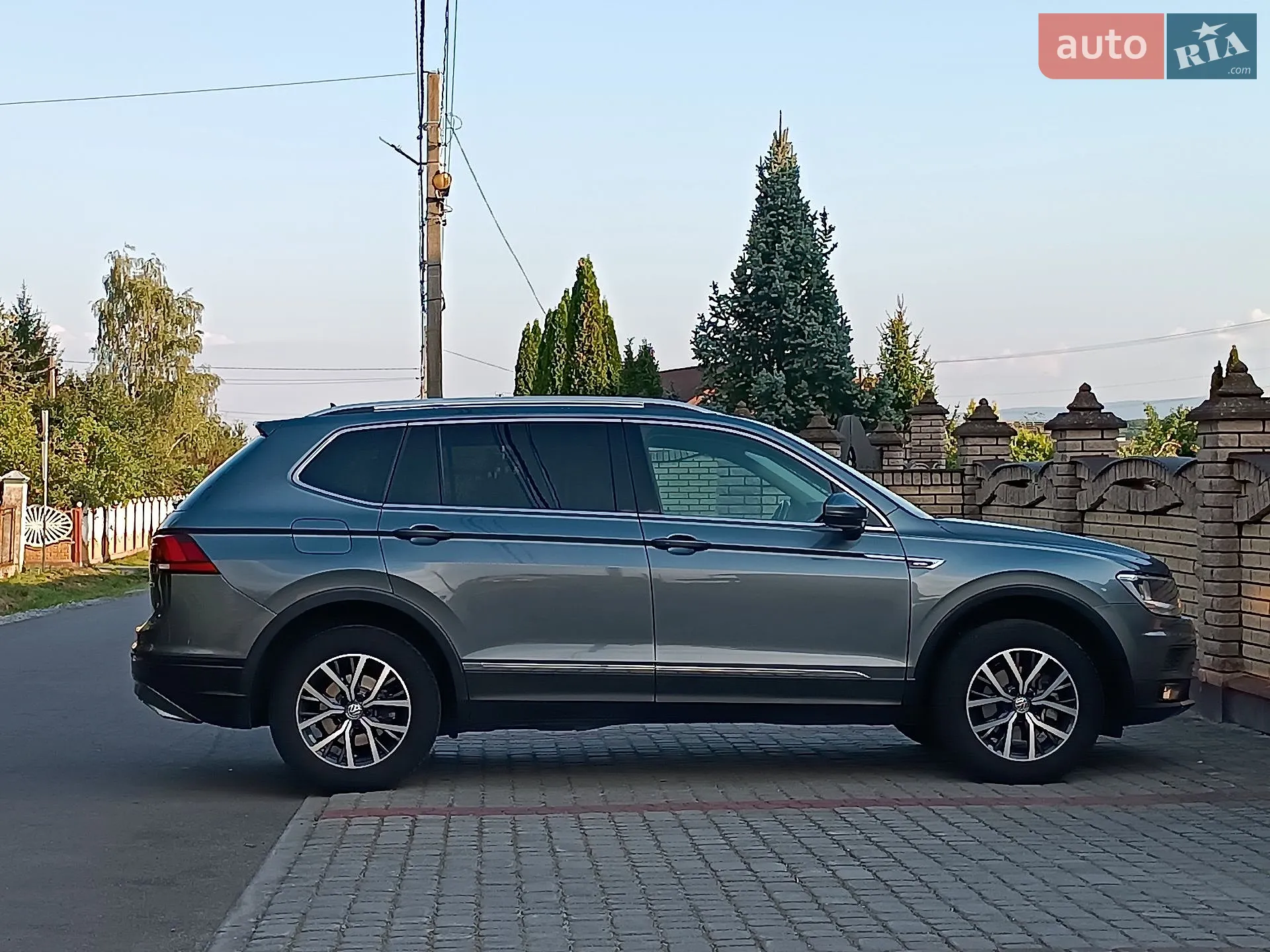 2019 Volkswagen Tiguan - мініатюра 28