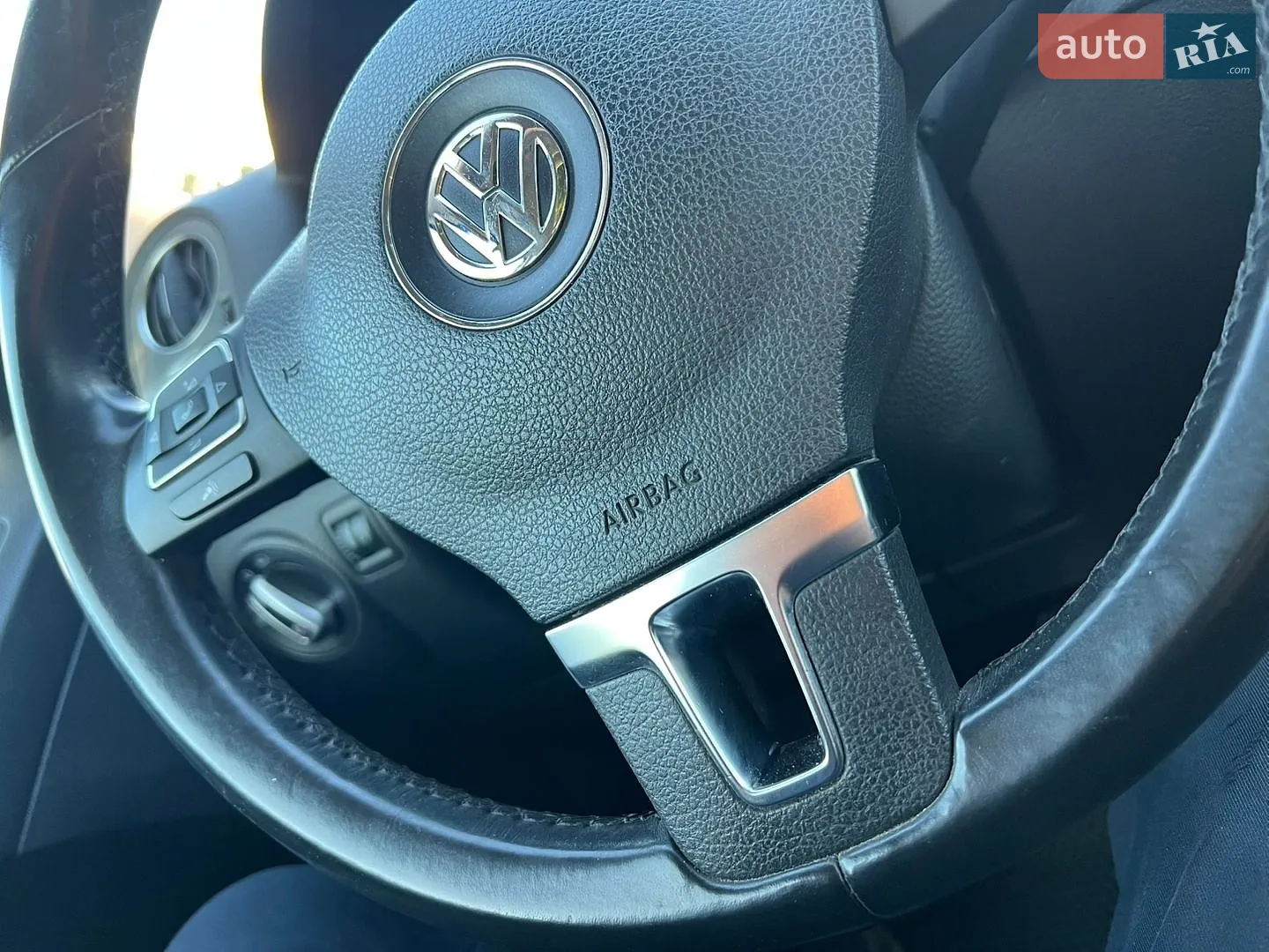2014 Volkswagen Tiguan - мініатюра 20