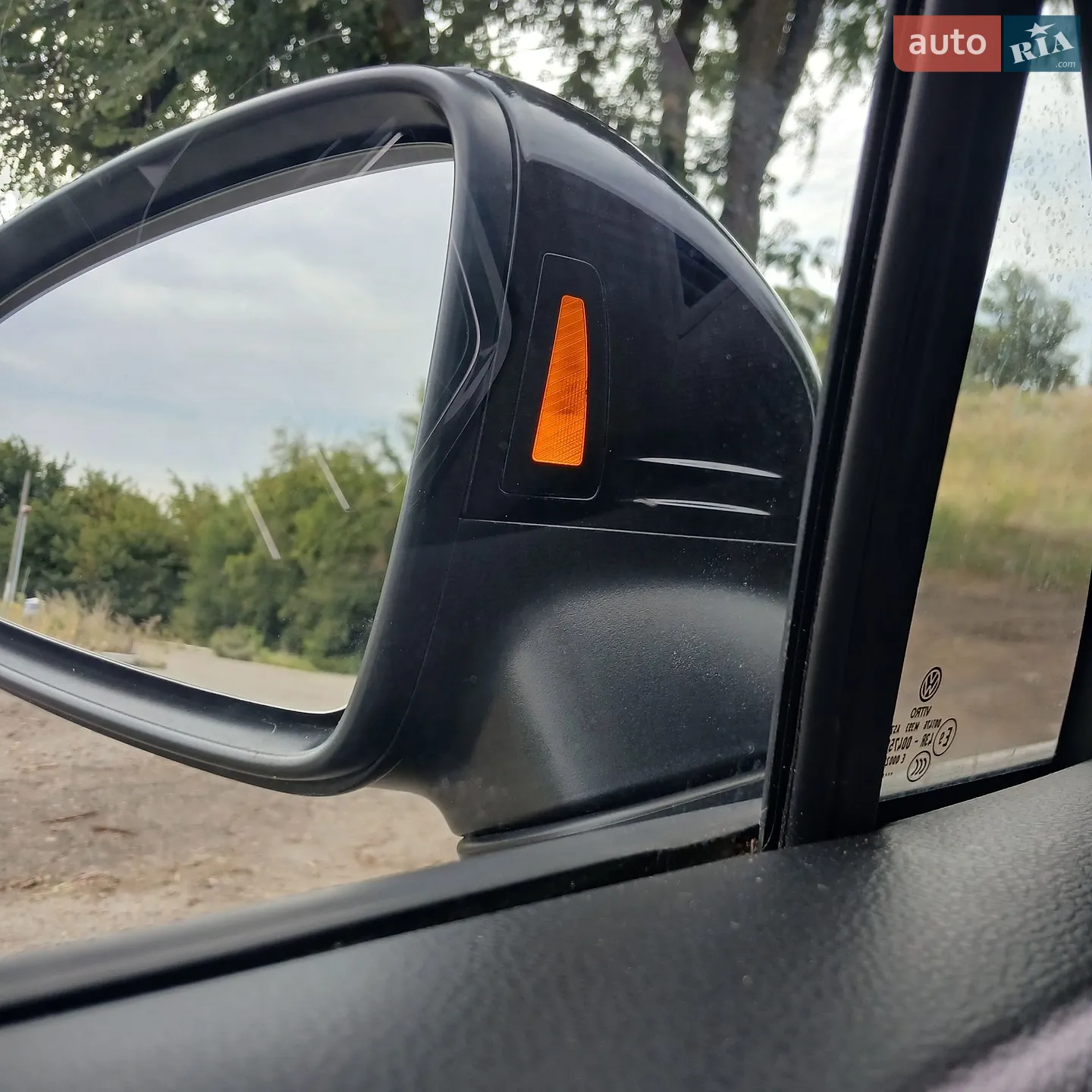 2021 Volkswagen Tiguan - мініатюра 23