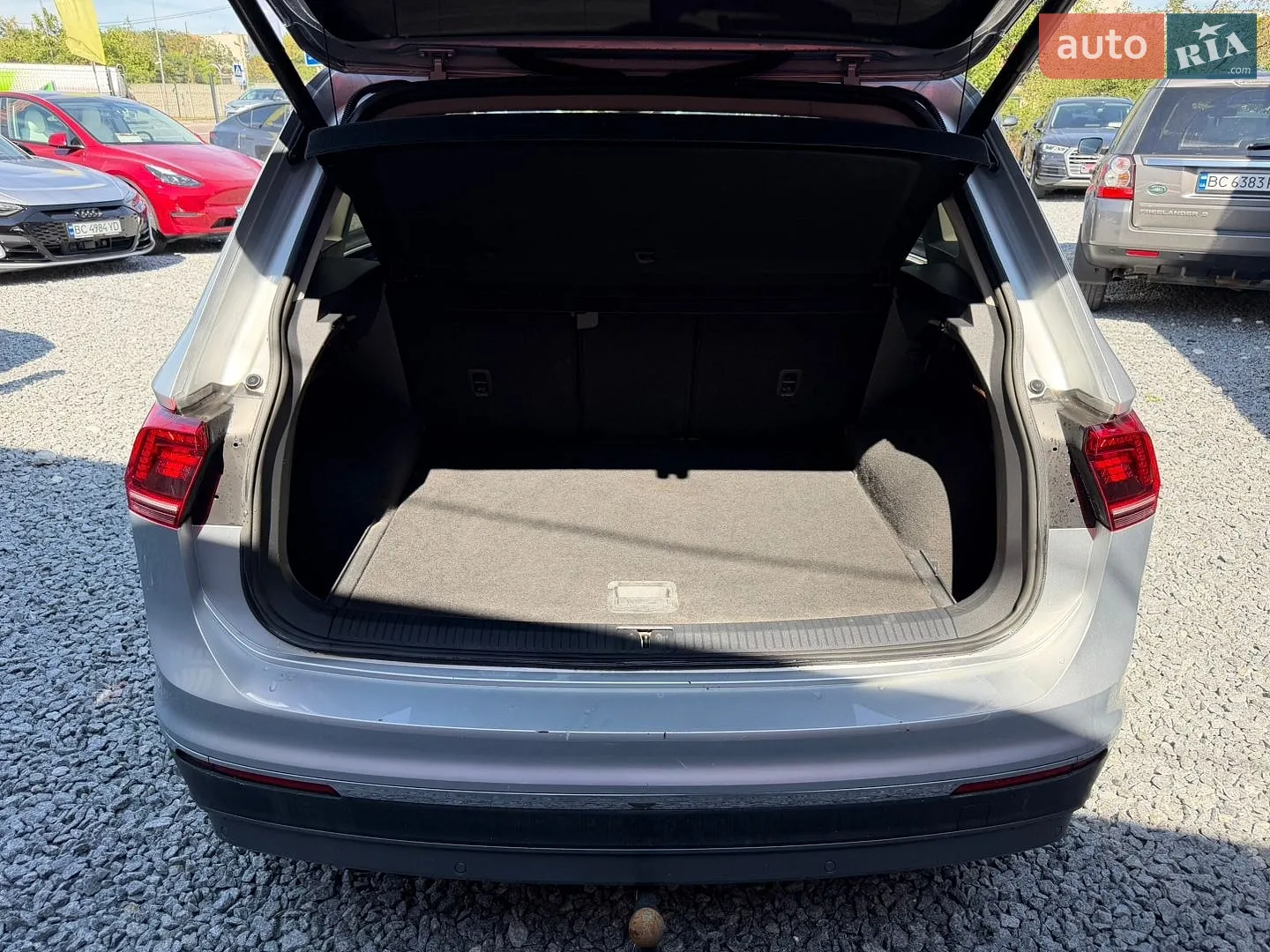 2018 Volkswagen Tiguan - мініатюра 25
