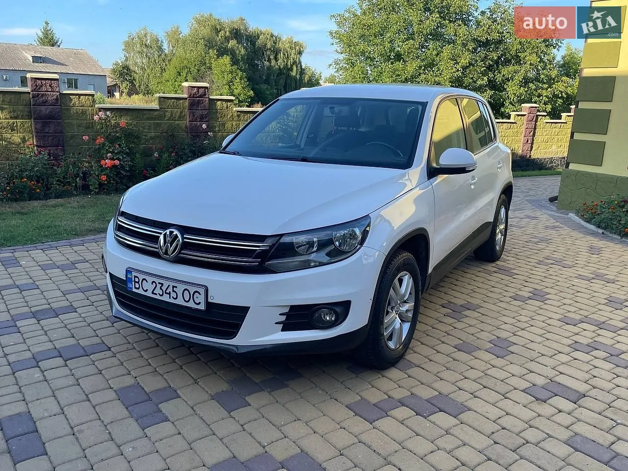 2012 Volkswagen Tiguan - фото 1