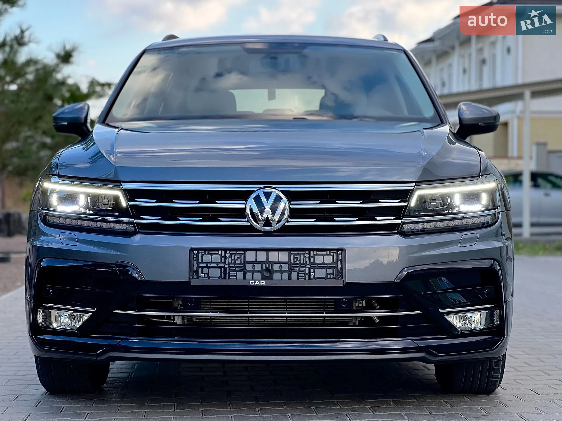 2018 Volkswagen Tiguan - мініатюра 31