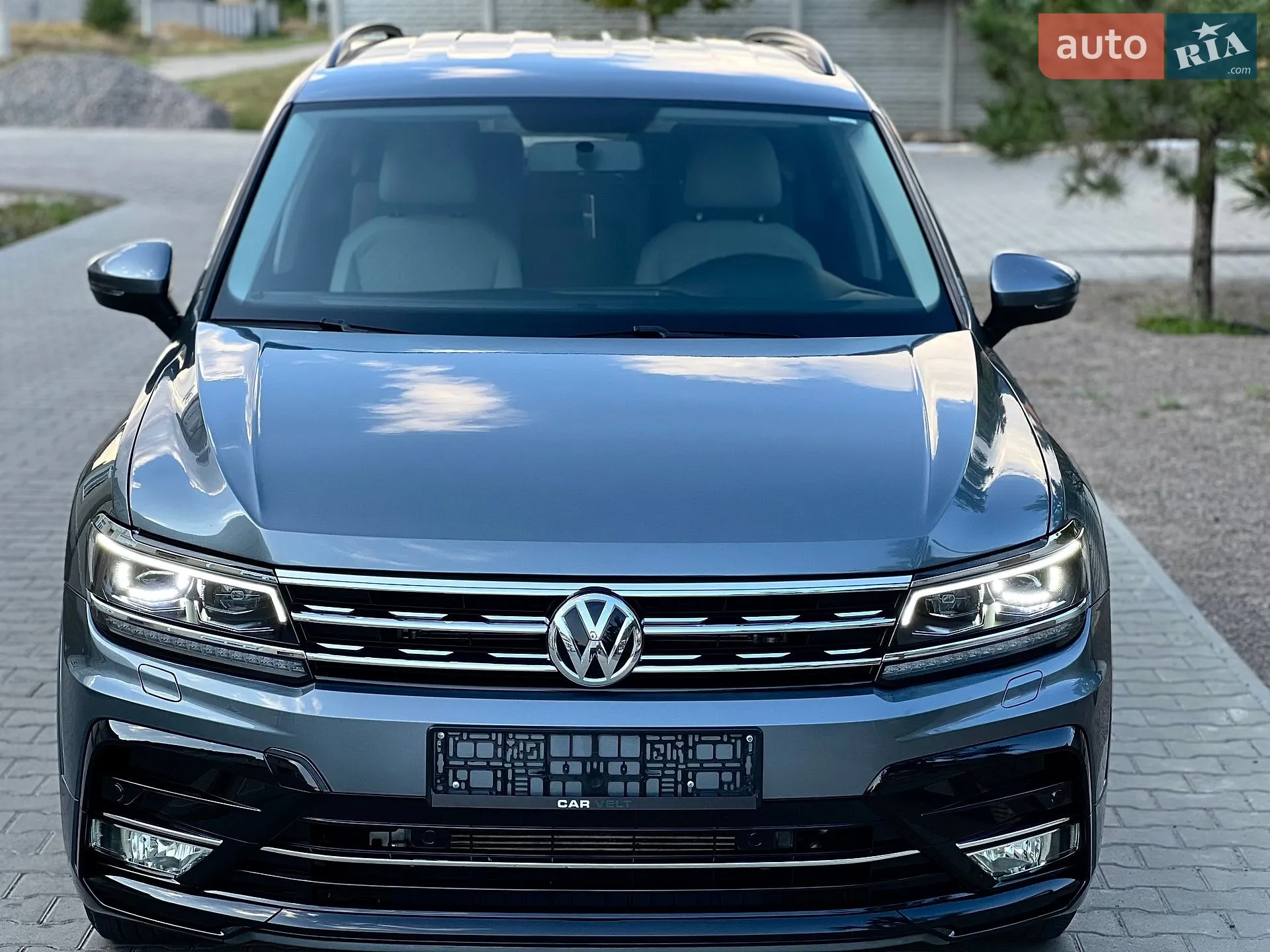2018 Volkswagen Tiguan - мініатюра 24