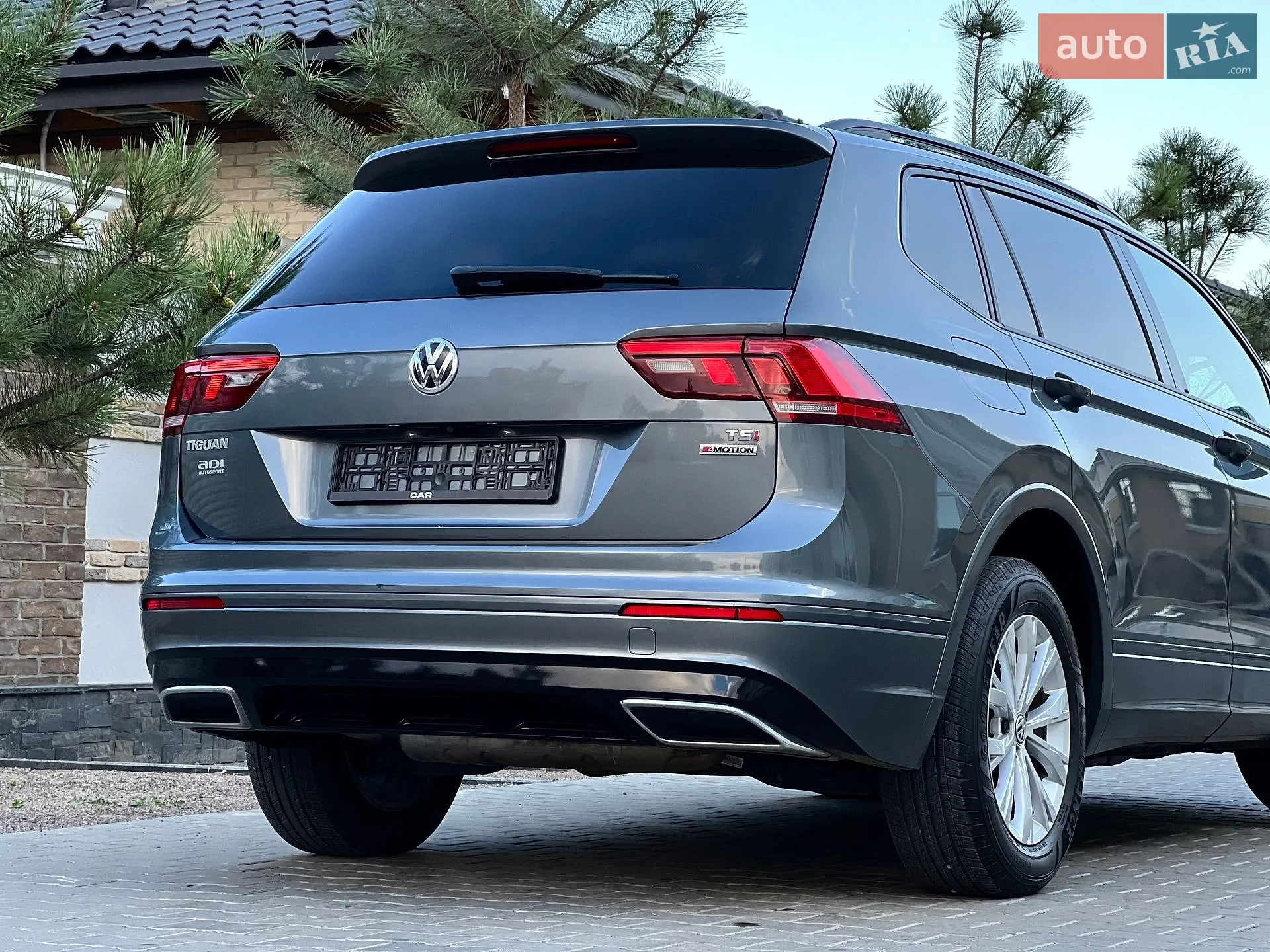 2018 Volkswagen Tiguan - мініатюра 20